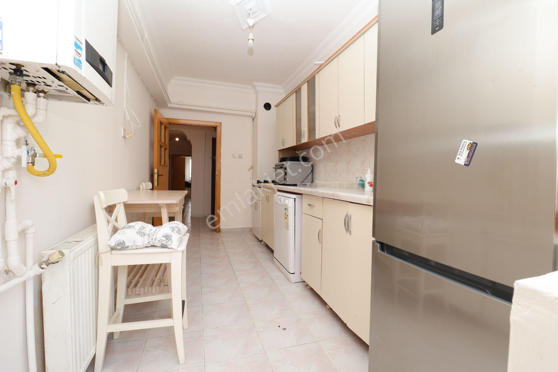 Akif'ten Elvankent 14.cadde'de Ön Cephe 3+1 Eşyalı Kiralık Daire - Görsel 10