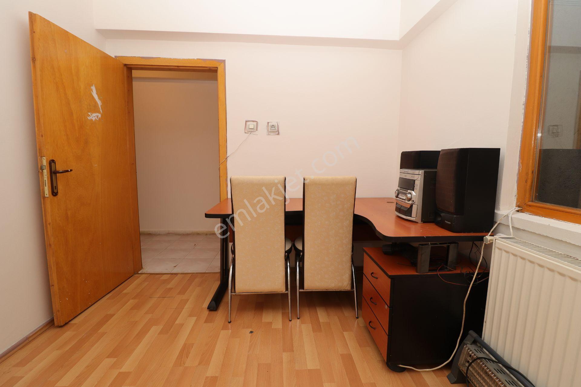Akif'ten Elvankent 14.cadde'de Ön Cephe 3+1 Eşyalı Kiralık Daire - Görsel 23