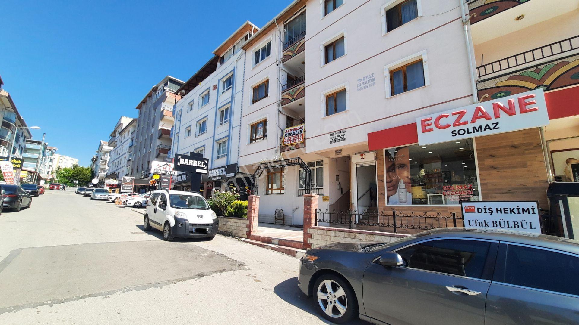 Akif'ten Elvankent 14.cadde'de Ön Cephe 3+1 Eşyalı Kiralık Daire - Görsel 3