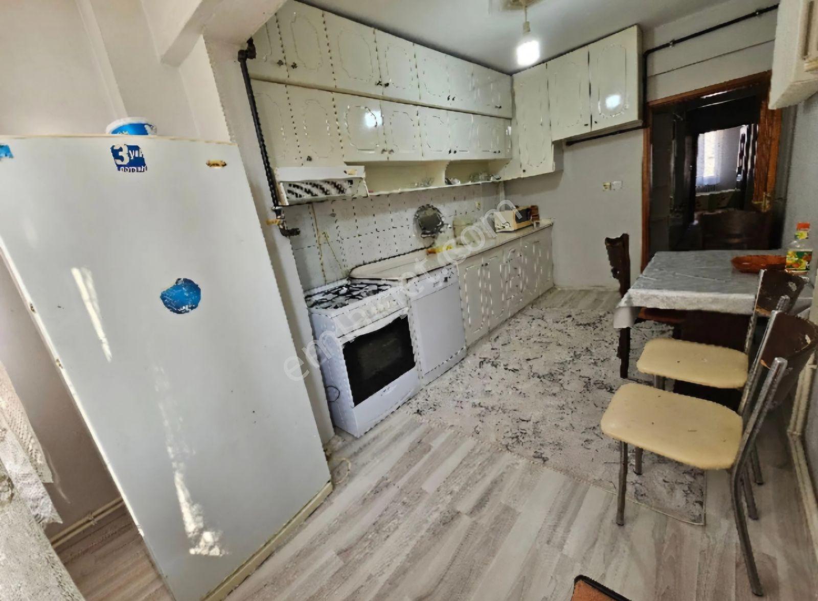 Alp Yapı Emlak'tan Gönen Kurtuluş'ta Ful Eşyalı Satılık Daire - Görsel 4