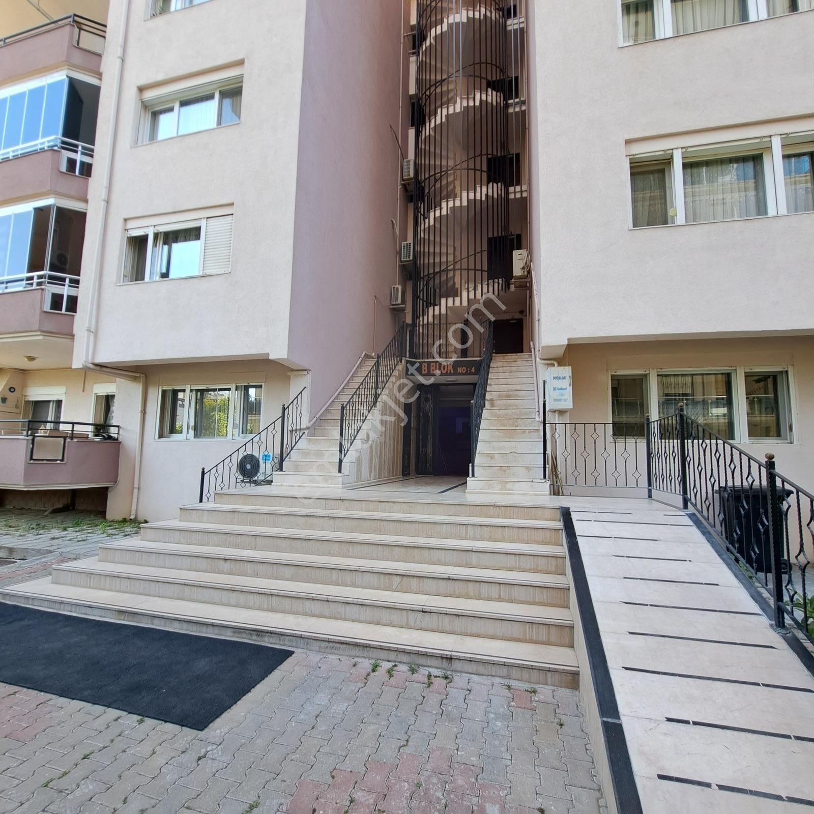 Turyap'tan Site İçerisinde İçi Yapılı Ara Kat Ultra Lüks Daire - Görsel 21