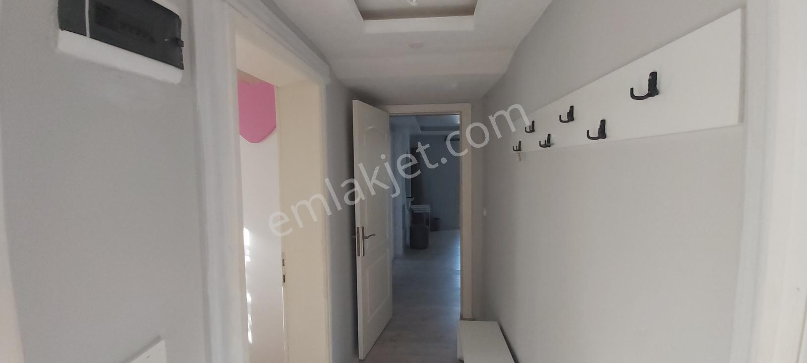 Ağaçlıda Havuzlu, Tek Katlı, Eşyalı, Müstakil Ev - Görsel 8