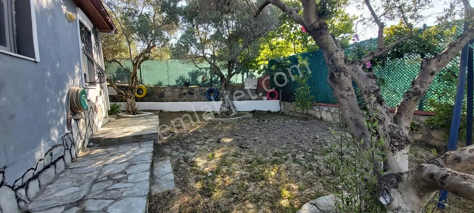 Ağaçlıda Havuzlu, Tek Katlı, Eşyalı, Müstakil Ev - Görsel 3