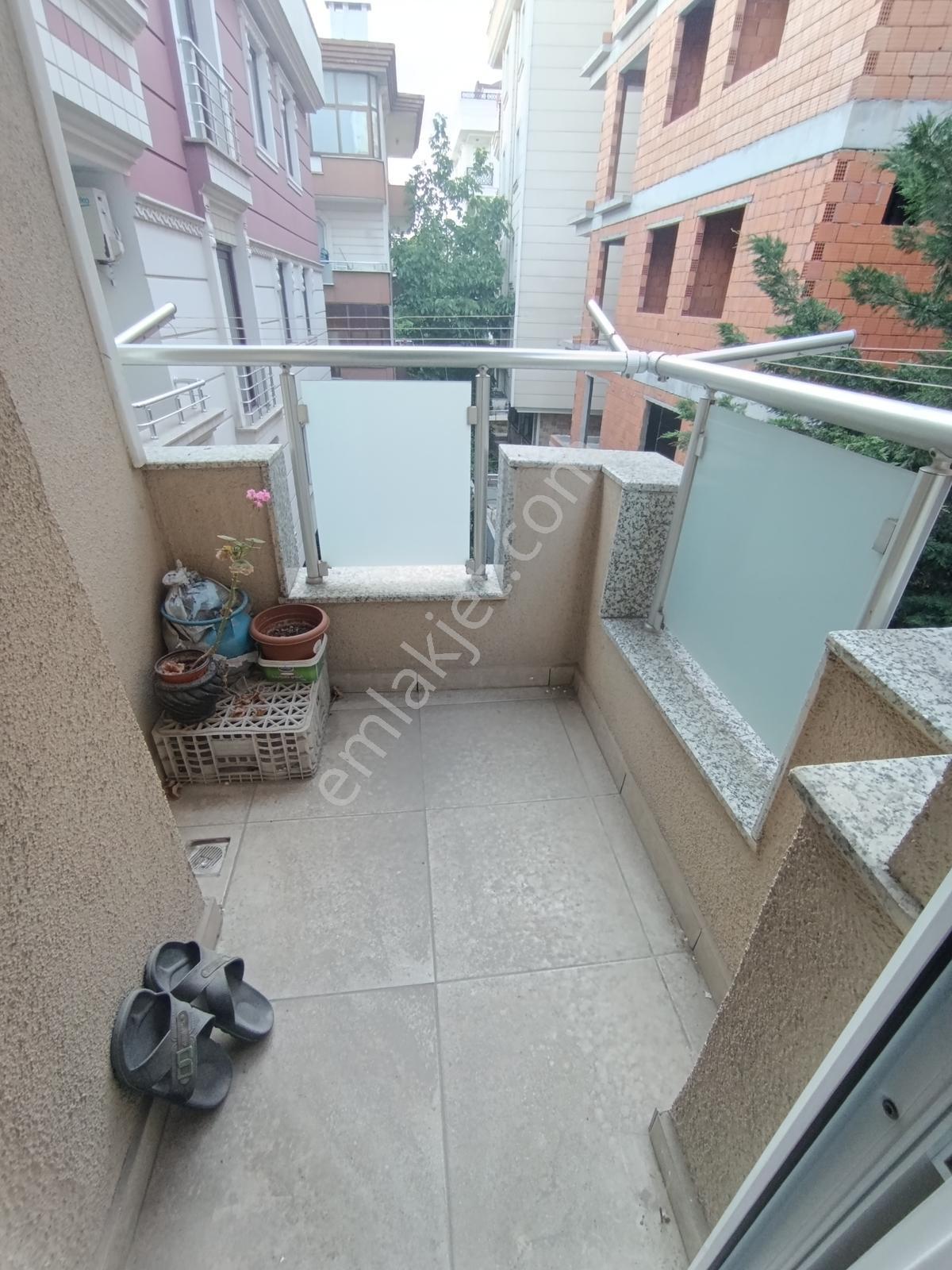 Avcılar Cumhuriyet Cad Üzeri 10 Yaş Bina Geniş 3+1 Lüks Daire - Görsel 24