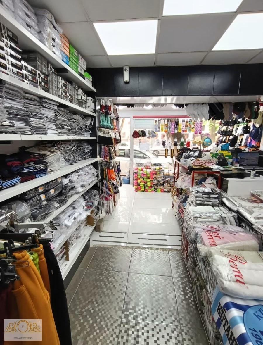 Emlak Centerden Cadde Üzeri Yüksek Cirolu Çamaşırcı - Görsel 9