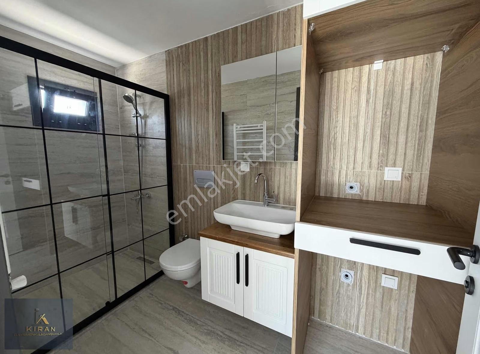 Yenişakran Sayfiye Mah. Satılık 4+1 Geniş Bahçeli Villa - Görsel 26