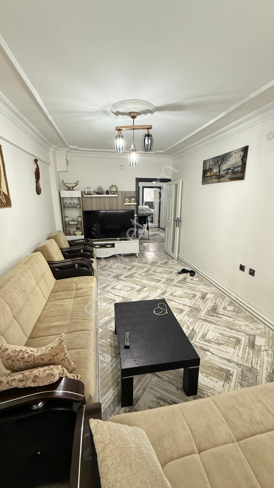 E\reşadiye Mah 2+1 25yıllık 100m2 1.kat Çift Balkon 2.300.000 - Görsel 13