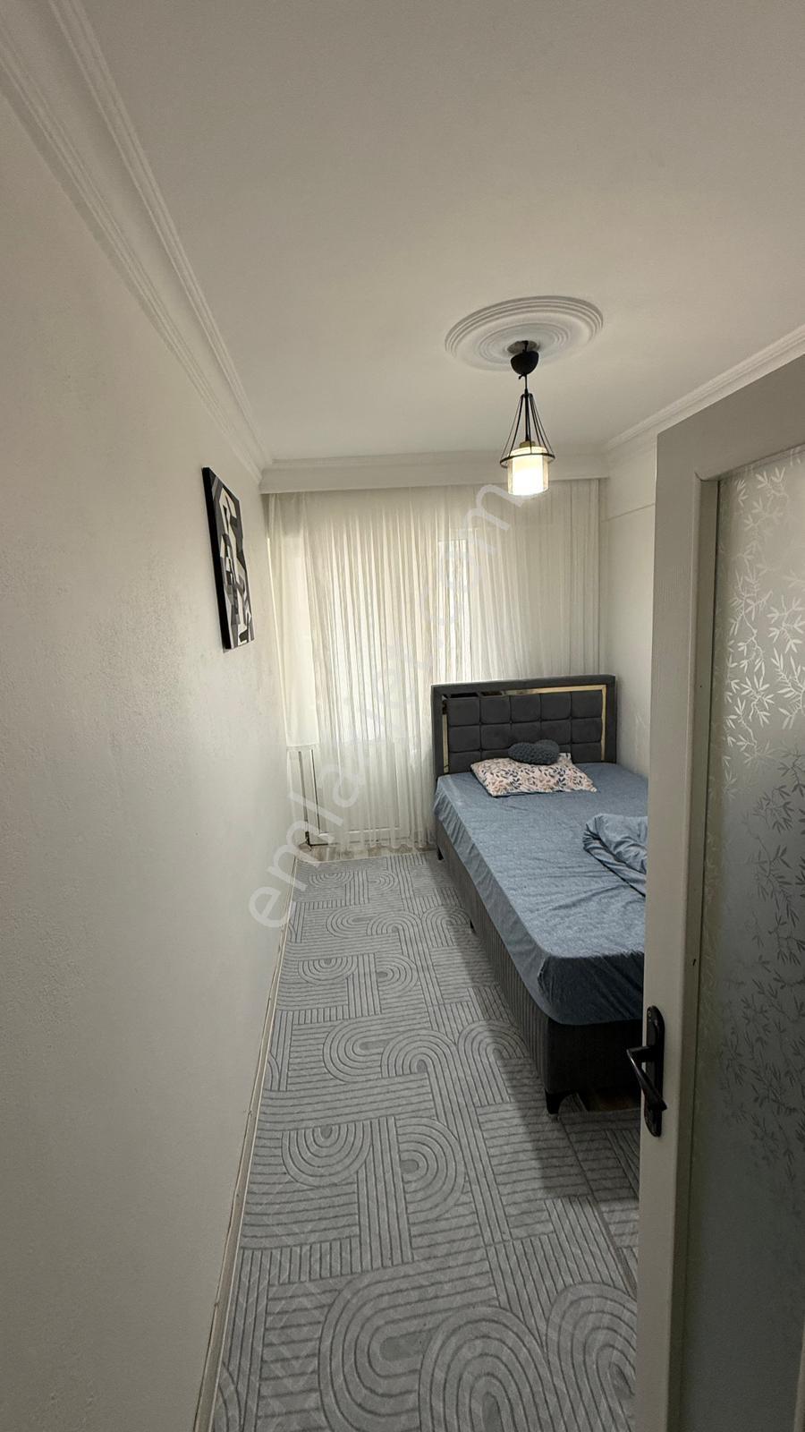 E\reşadiye Mah 2+1 25yıllık 100m2 1.kat Çift Balkon 2.300.000 - Görsel 7