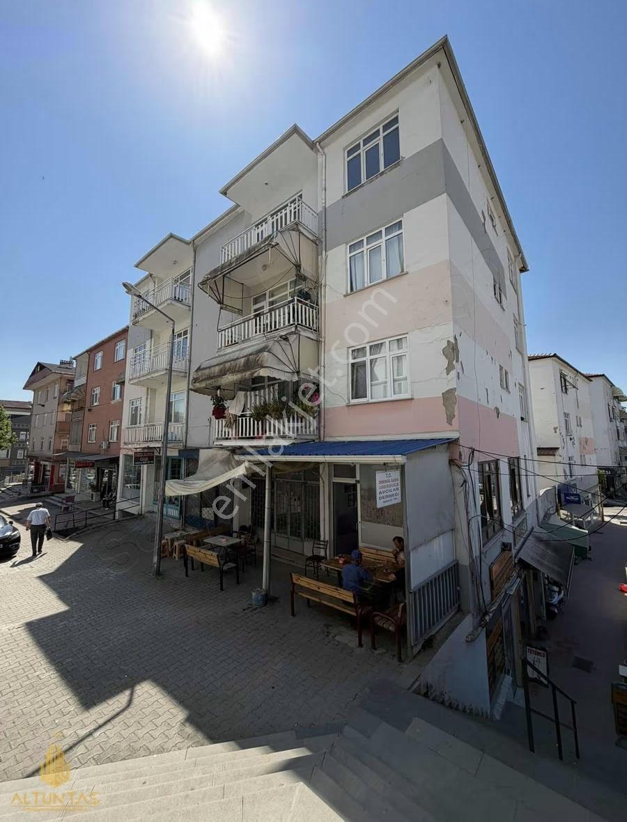 Derince Merkez Kent Meydanında Kiralık Dükkan - Görsel 9