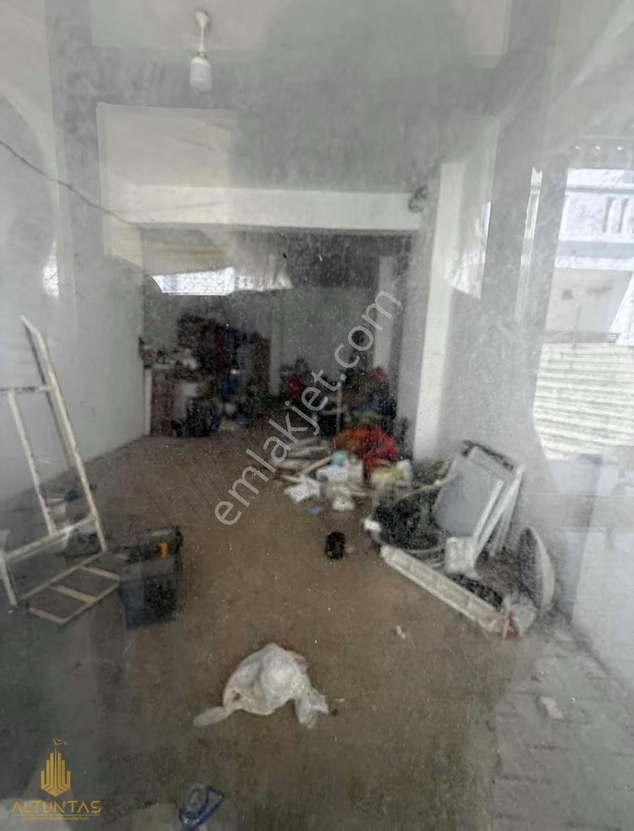 Derince Merkez Kent Meydanında Kiralık Dükkan - Görsel 5