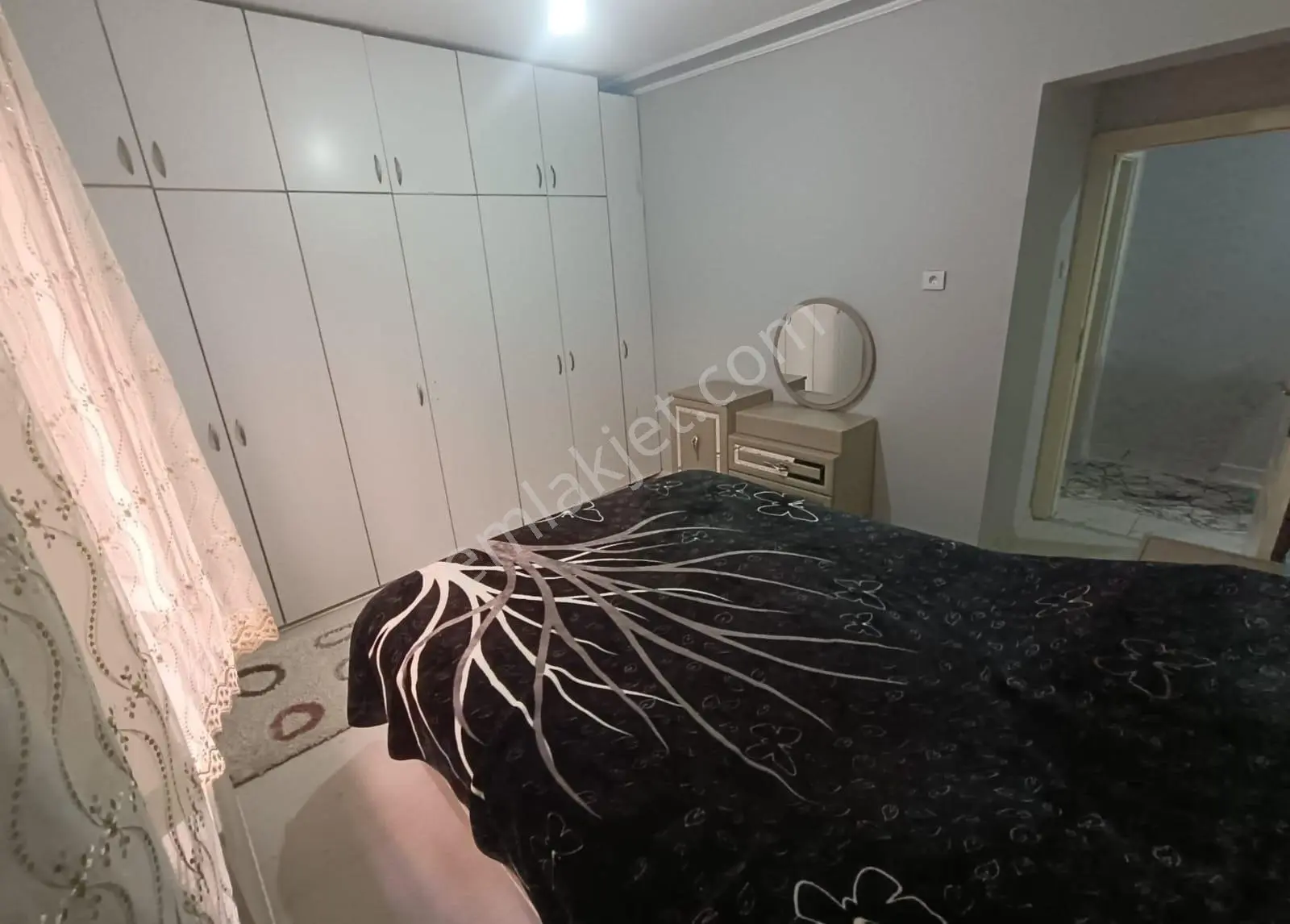 Şafaktepe Tıp Fakültesi Hastanesi Ve Metroya Yürüme Mesafesinde - Görsel 2
