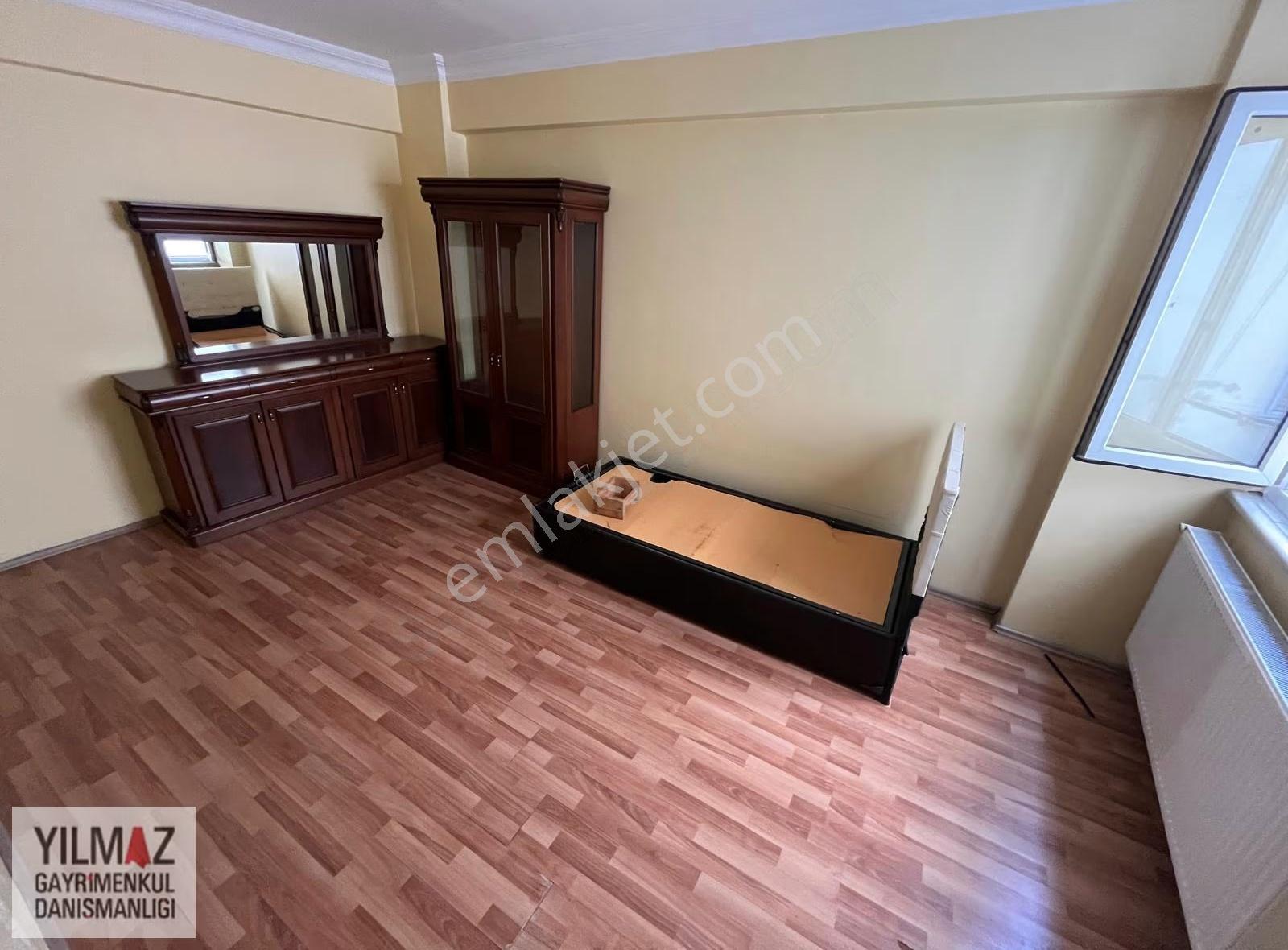 Yılmaz Gayrimenkulden 2005 Yapımı 90 M2 Y.giriş Daire - Görsel 14
