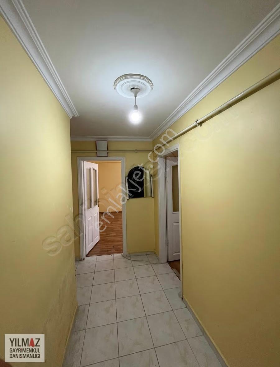 Yılmaz Gayrimenkulden 2005 Yapımı 90 M2 Y.giriş Daire - Görsel 12