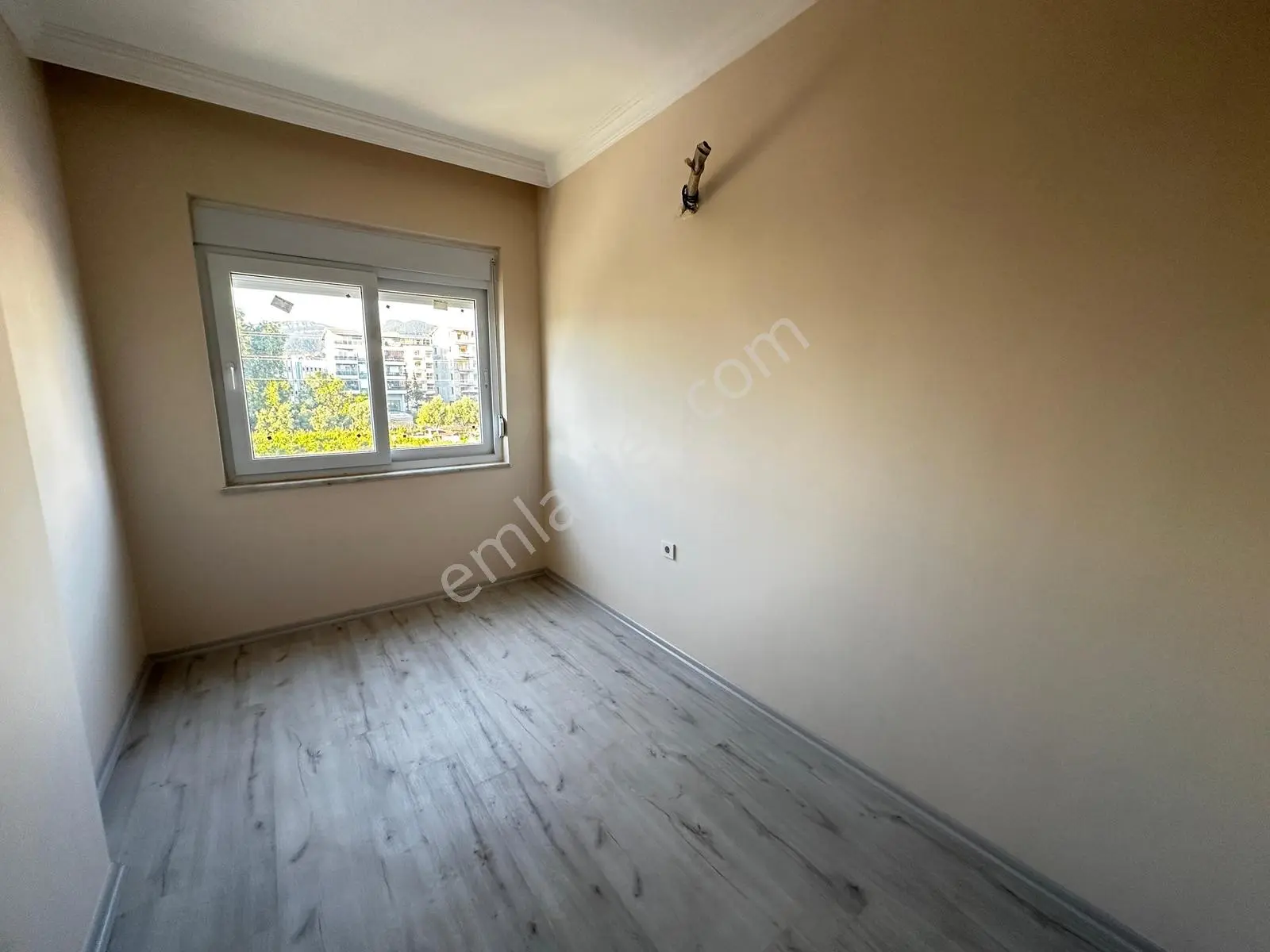 Ebeveyn Banyolu, Ayrı Mutfak Kiralık 2+1 Daire - Görsel 10