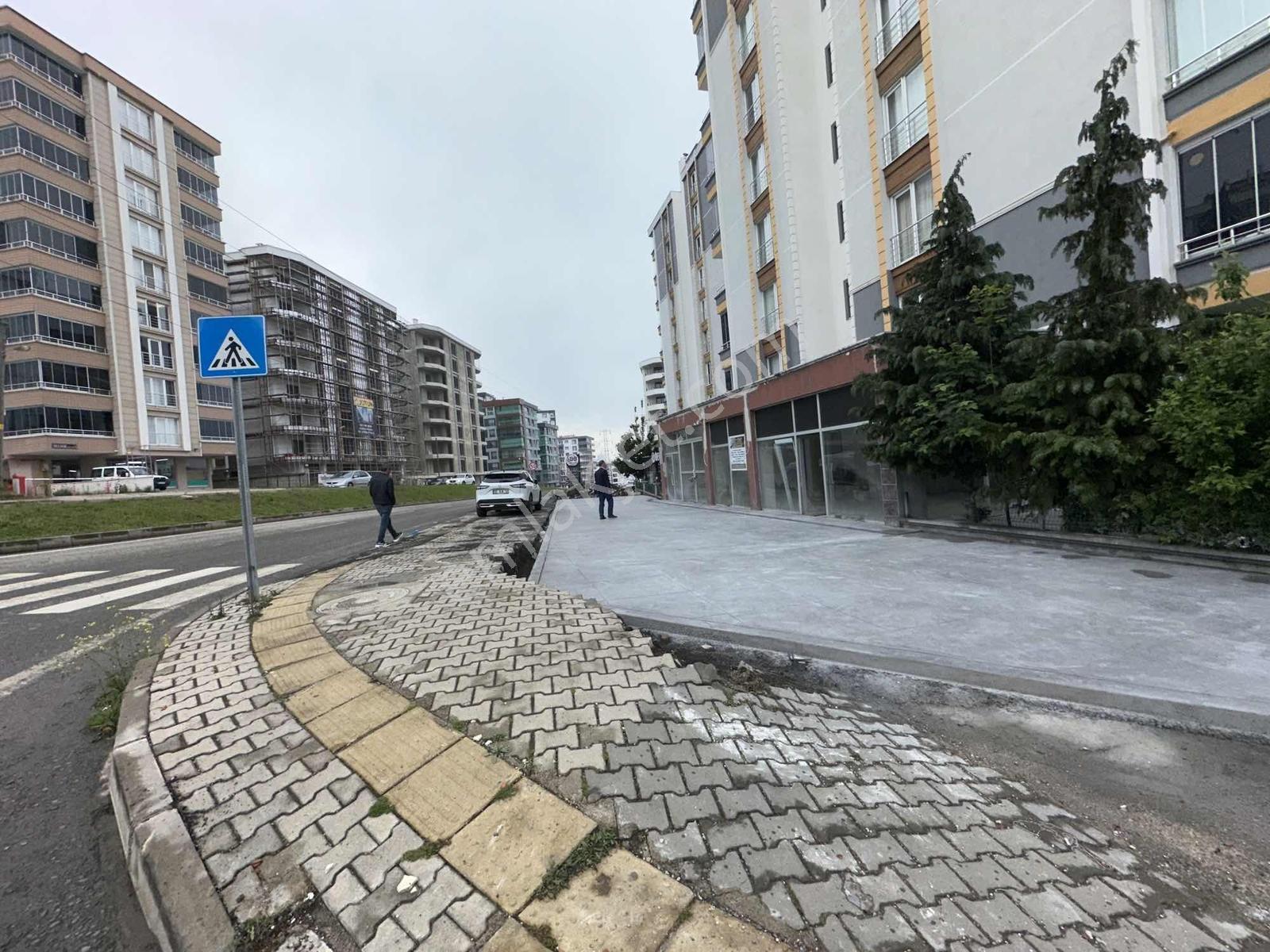 4 Yola; 2 Bulvara Köşe, 350 M2, Araç Park Yeri Mevcut - Görsel 15