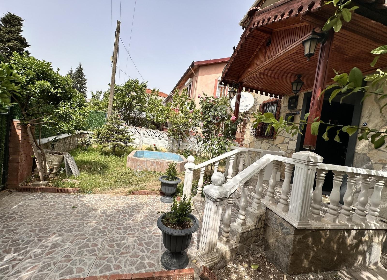 Remax Advantage Gölcük Donanma Mh. Deniz Manzaralı Satılık Villa - Görsel 35