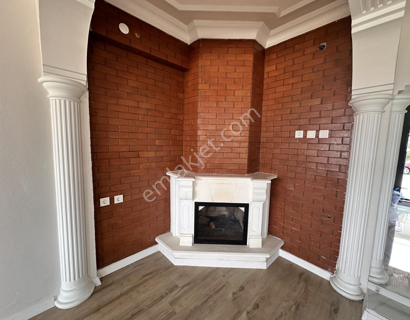 Remax Advantage Gölcük Donanma Mh. Deniz Manzaralı Satılık Villa - Görsel 18