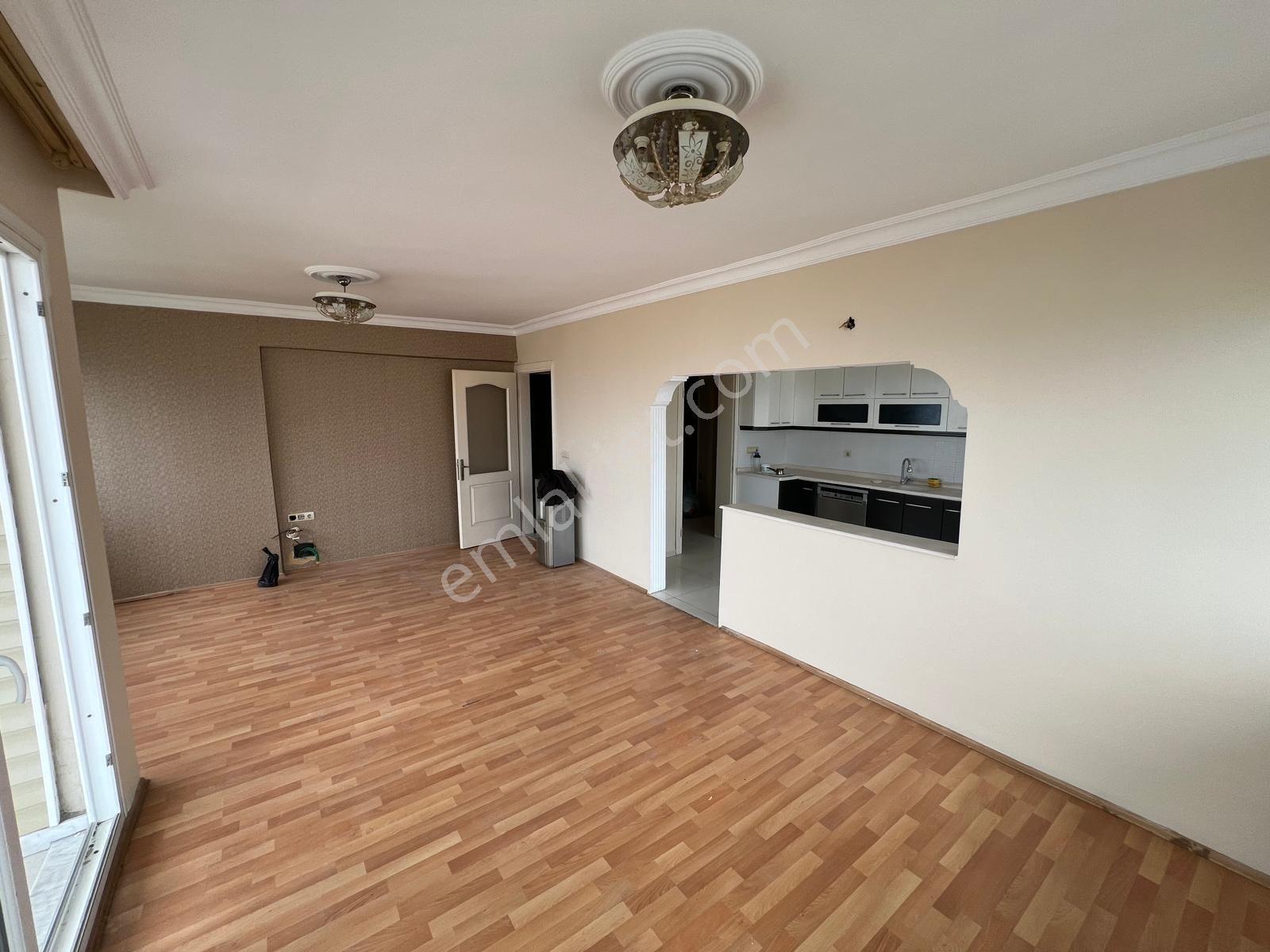 Ege Mahallesinin En Güzel Konumunda Deniz Manzaralı Geniş Ferah 3+1 Kiralık Daire - Görsel 4