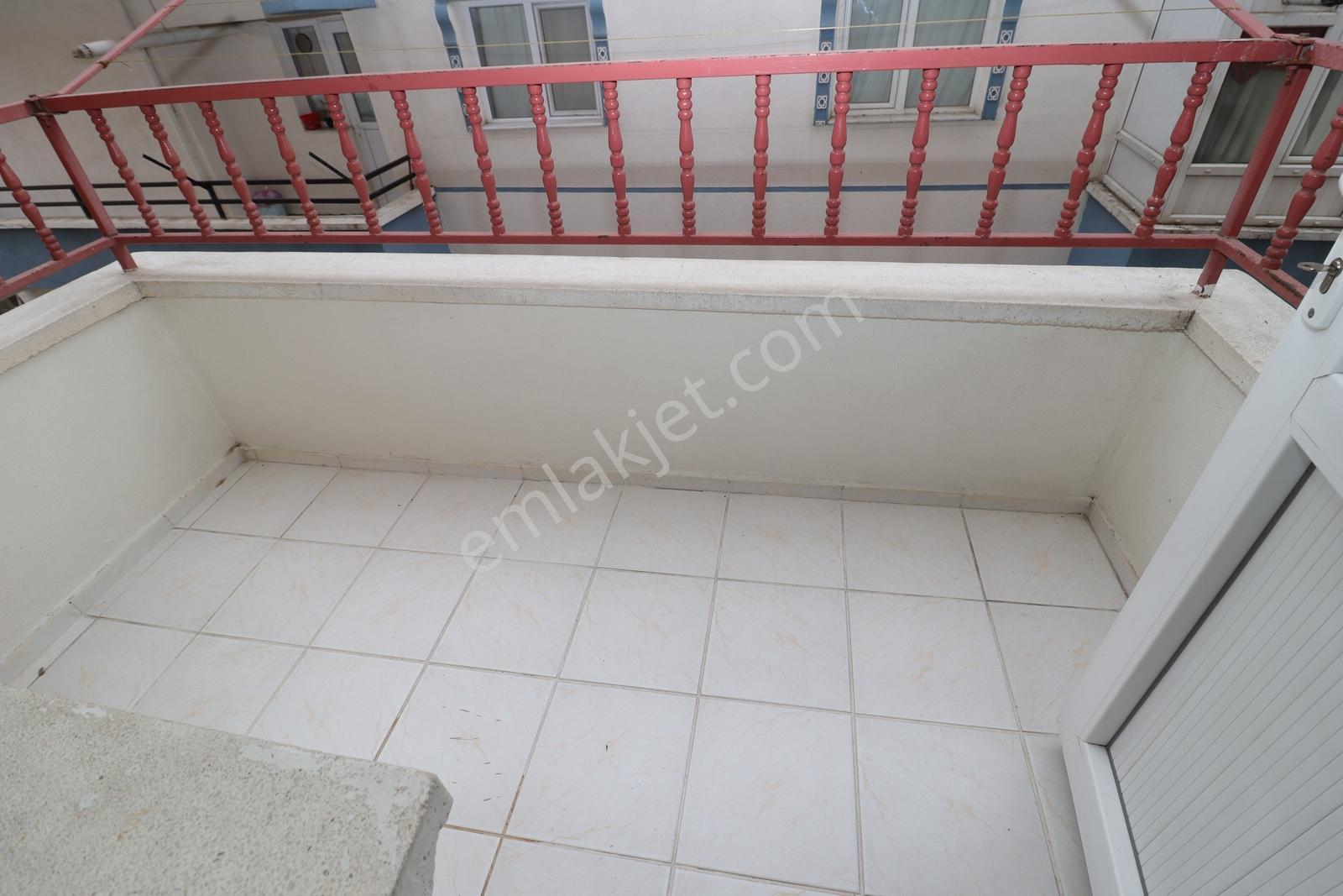 Akif'ten Atakent'te 3+1 14.cadde Yanı Merkezde Ara Kat Kiralık - Görsel 7