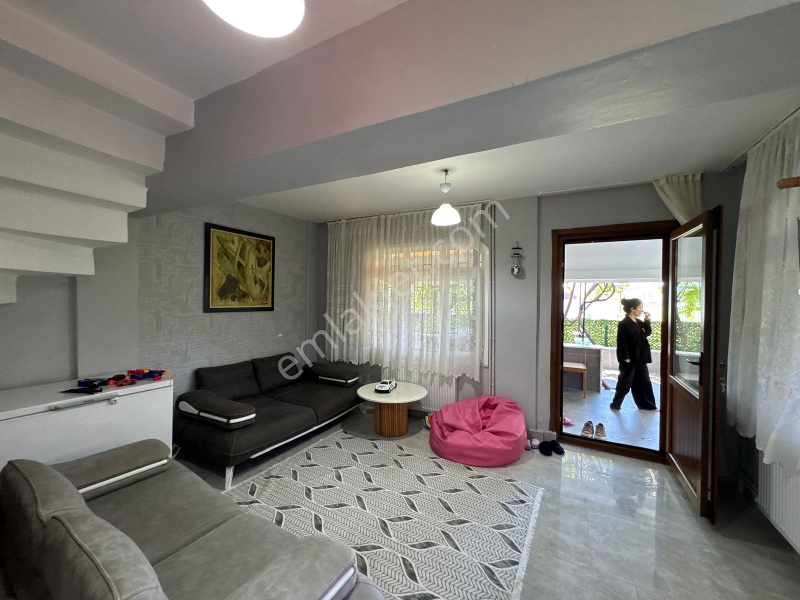 Müstakil 4 Tarafı Açık 5+1 Kombili Geniş Ailelere Uygun Villa. - Görsel 18