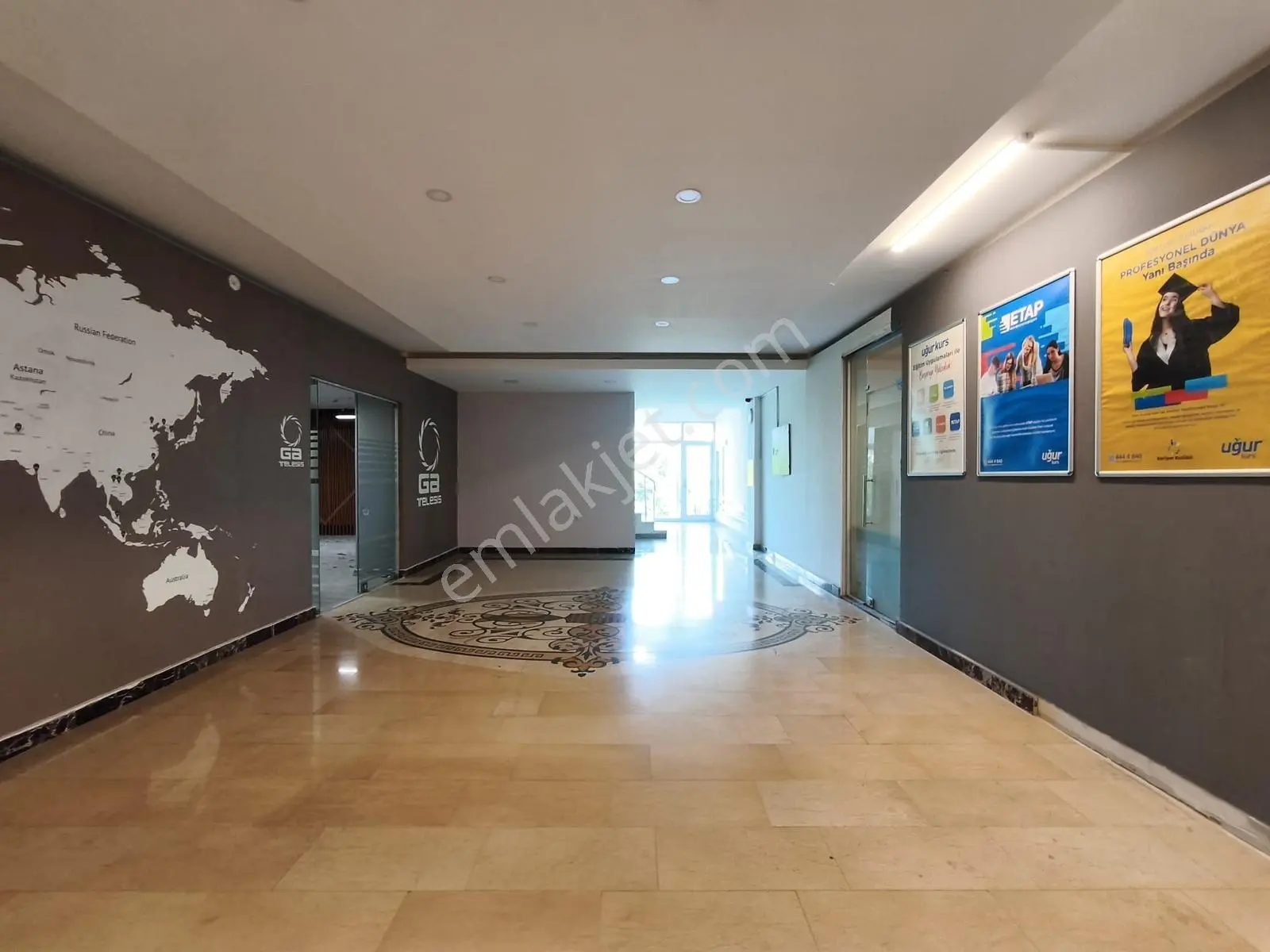 Çağrı Emlak' Tan Fener Caddesi Fener Plazada Kiralık Ofis - Görsel 24