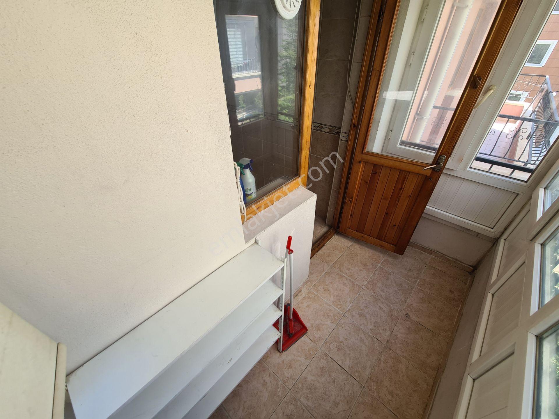 Ayvalı Kapalı Pazarı Karşısı Arakat 3 Cepheli Kiralık 3+1 Daire - Görsel 7