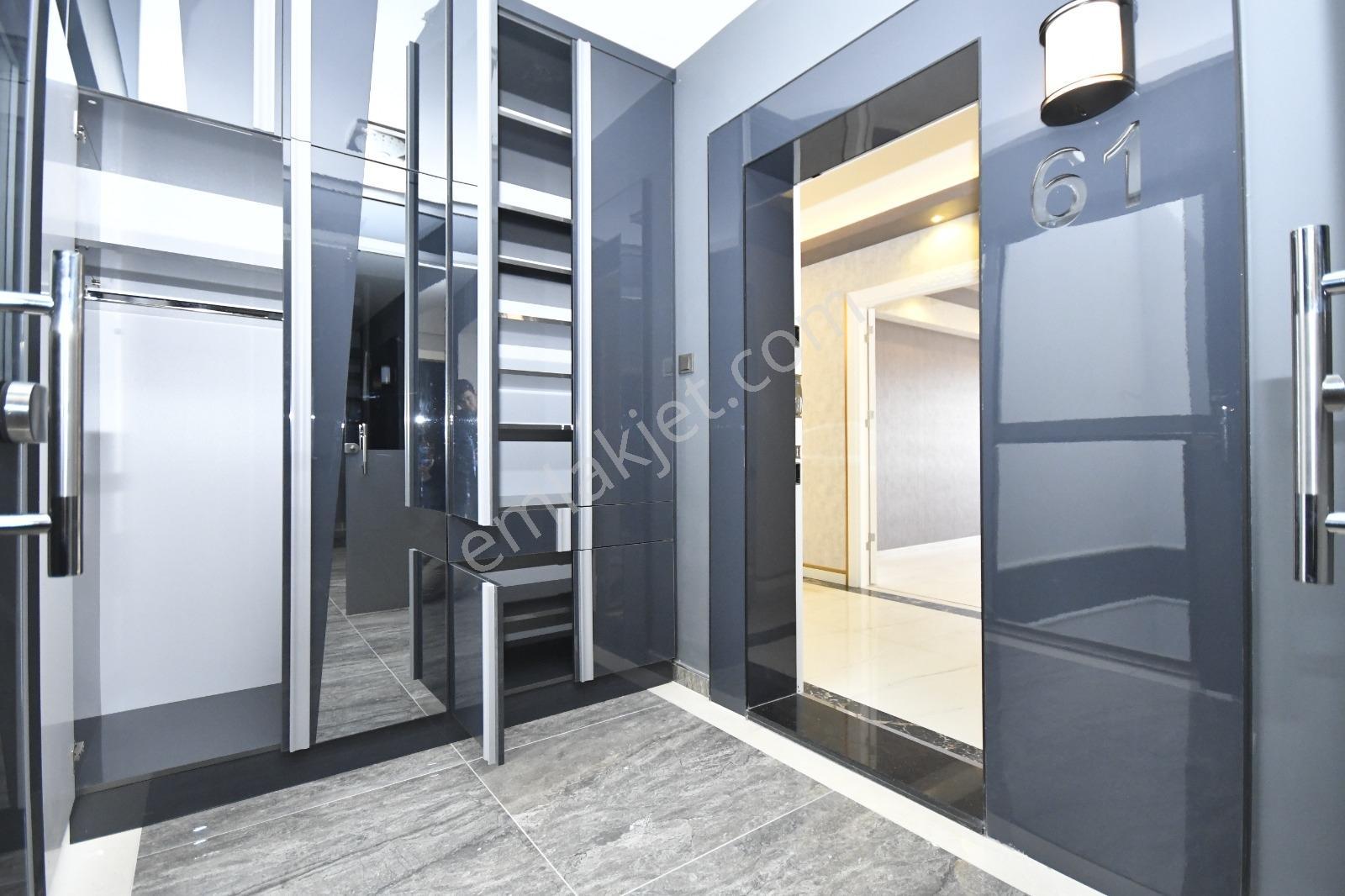 Göktaş'tan Şık Tasarımlı Modern Sitede K.garajlı Ultra Lüx 4+1 - Görsel 15