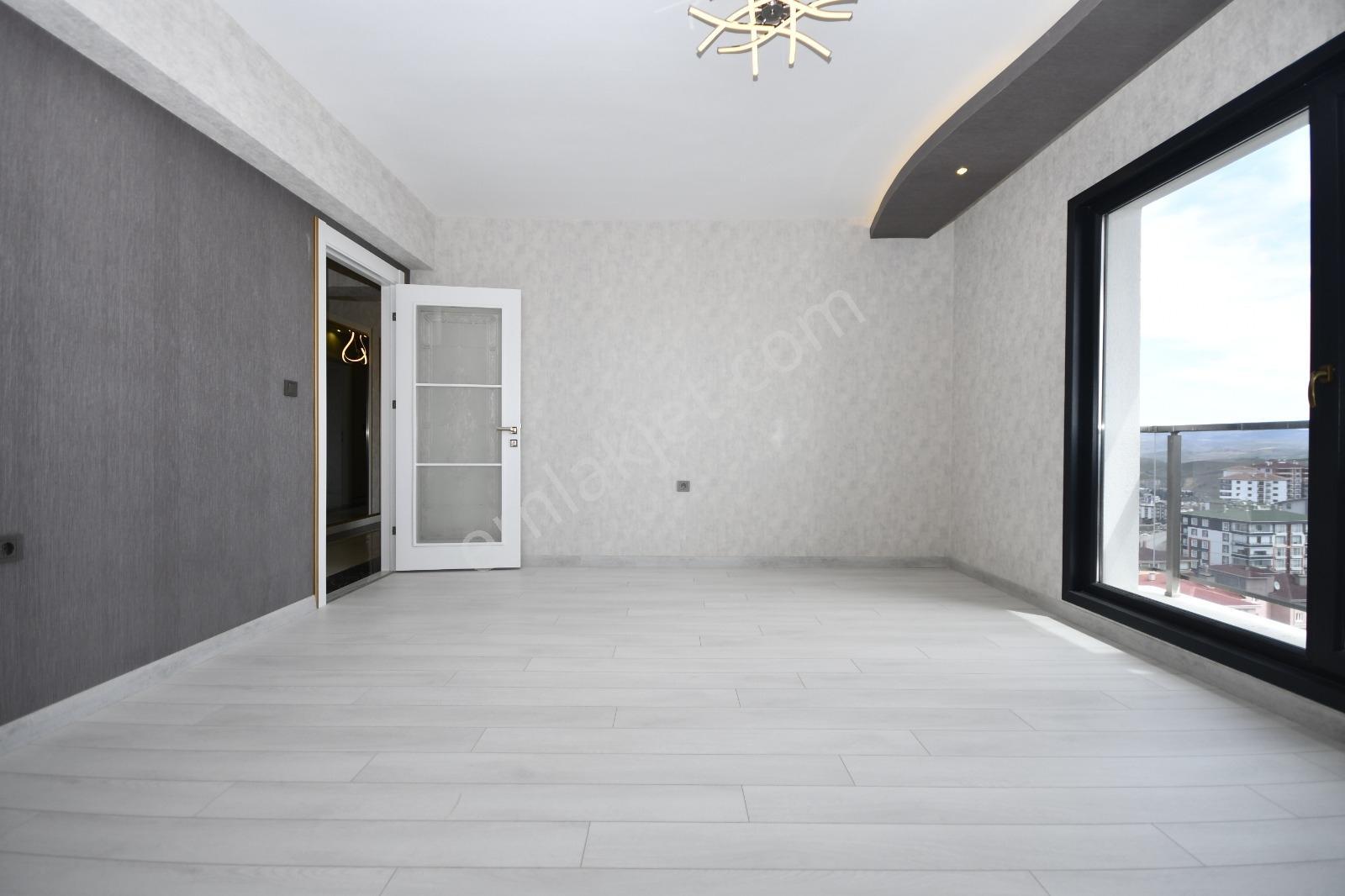 Göktaş'tan Şık Tasarımlı Modern Sitede K.garajlı Ultra Lüx 4+1 - Görsel 14