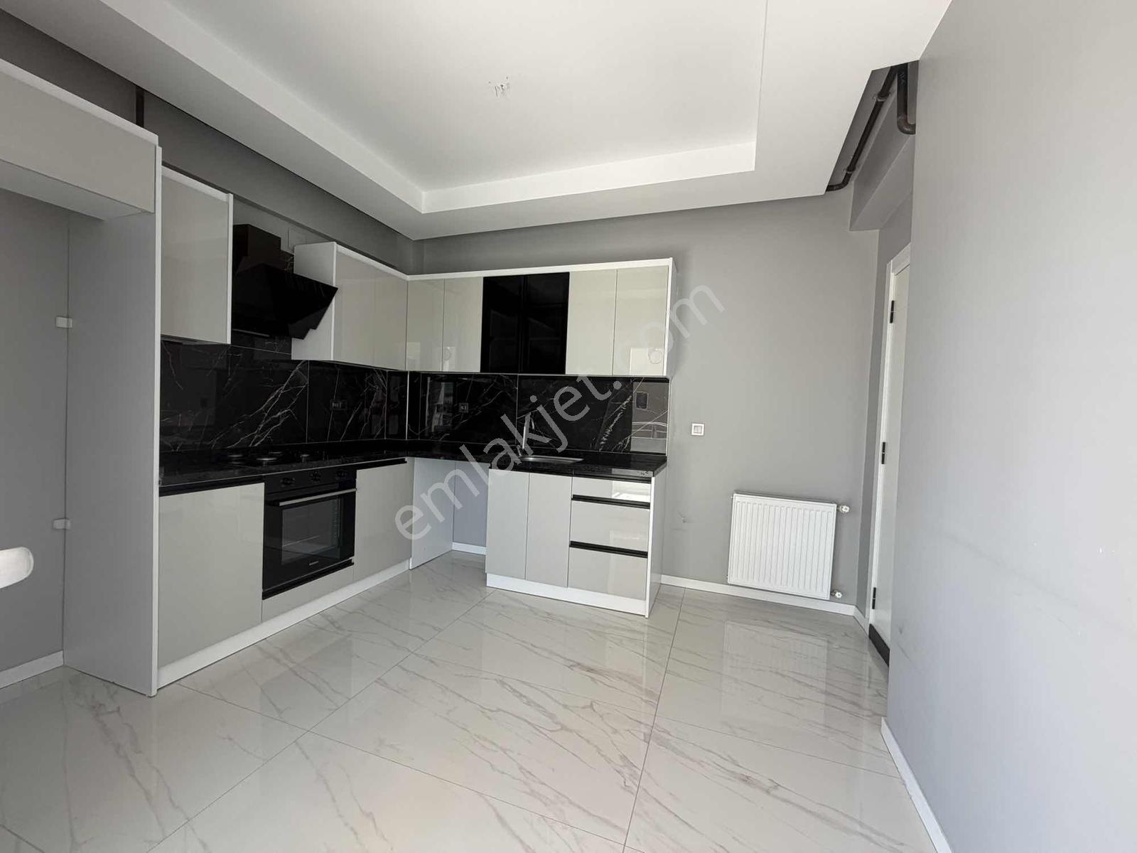 Aydınlarda Azkatlı Özdemir Tuana 5 Sitesi K.mutfak 3+1 Satılık D - Görsel 16
