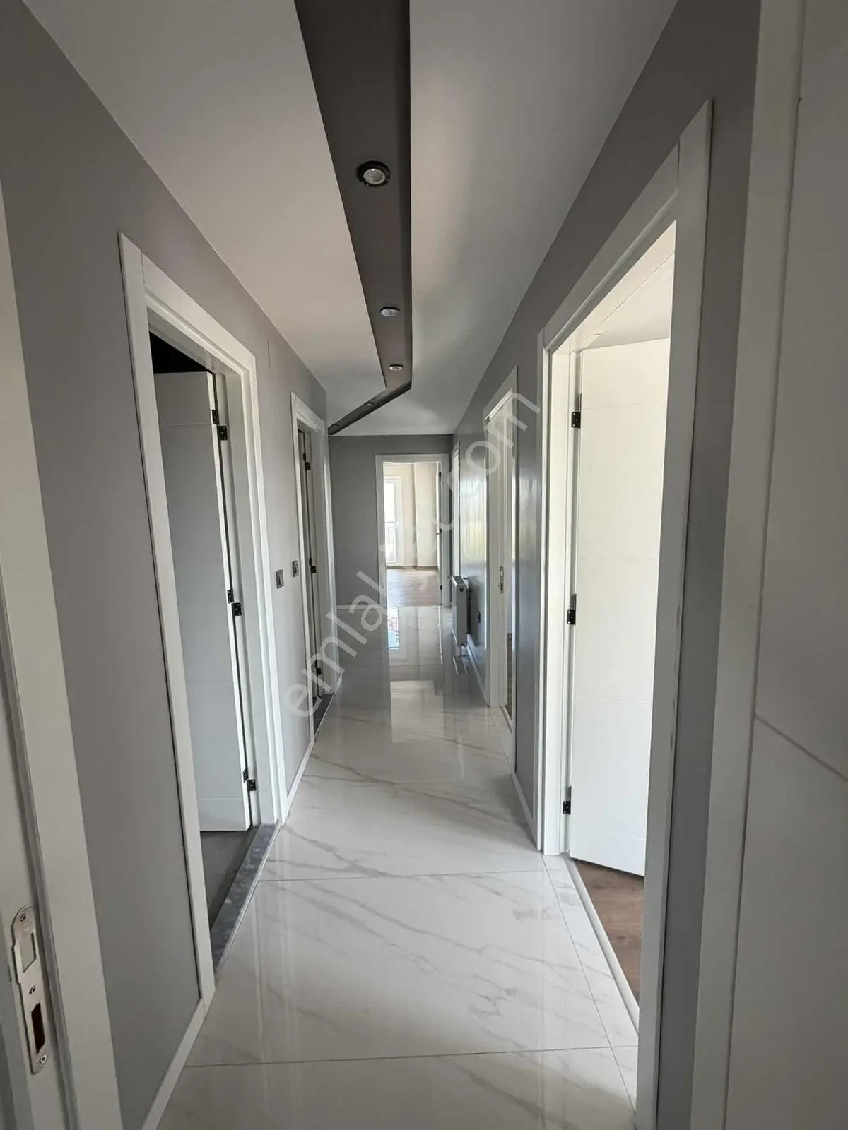 Aydınlarda Azkatlı Özdemir Tuana 5 Sitesi K.mutfak 3+1 Satılık D - Görsel 28