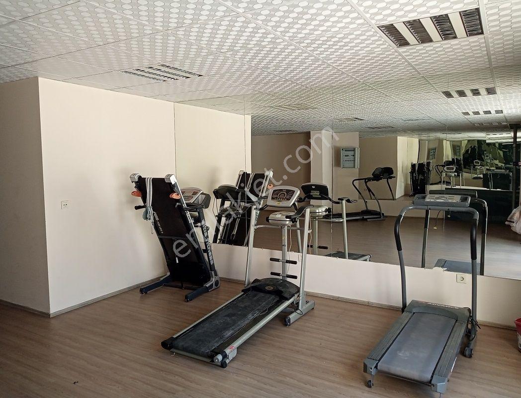 Sahibinden / Pendik Merkezde / 3+1 Daire /havuzlu / Güvenlikli / Sosyal Alanlı - Görsel 5