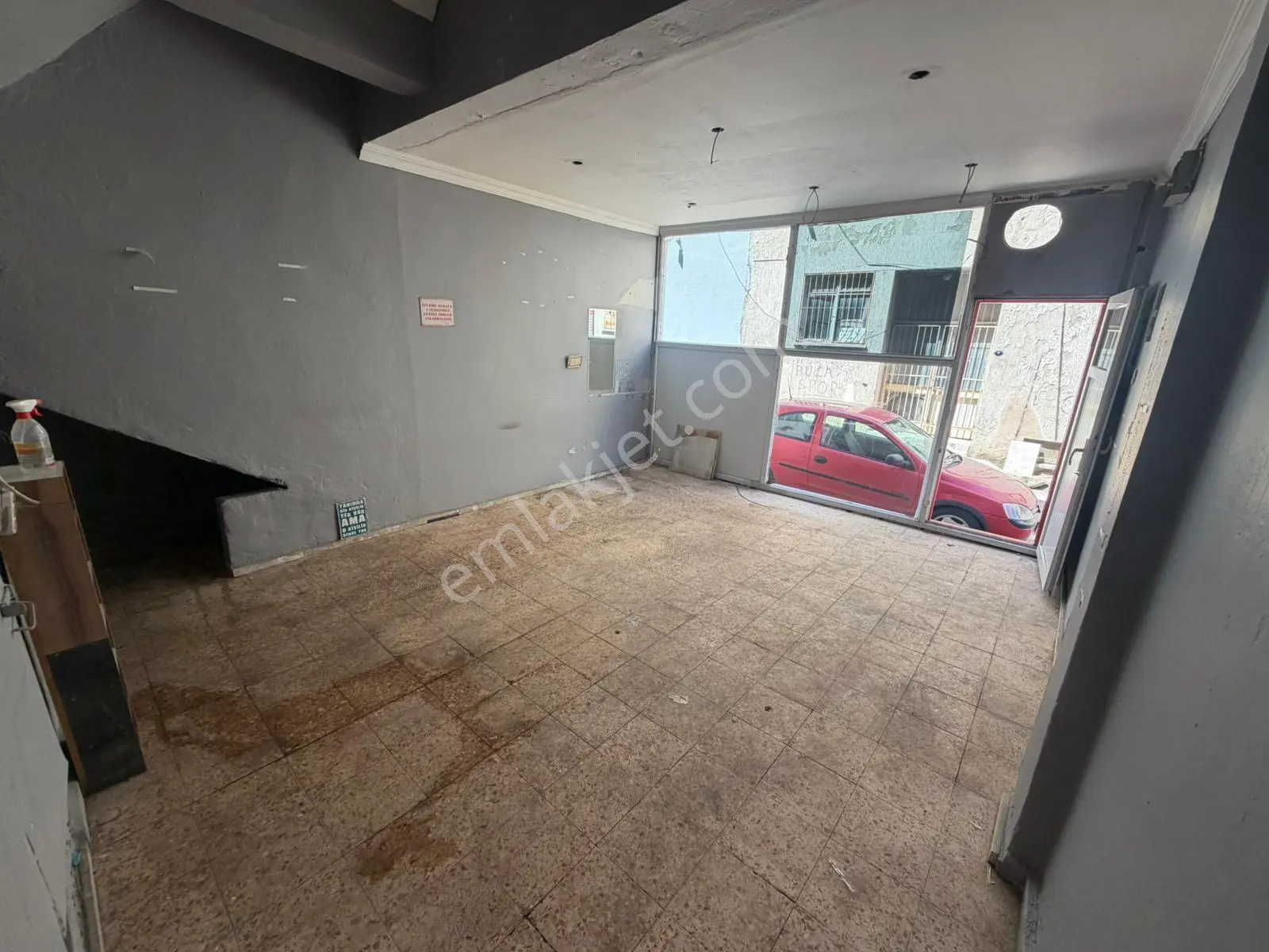 Karabağlar Sanayi İmalathaneye Uygun 2 Farklı Kiralık Dükkan - Görsel 3
