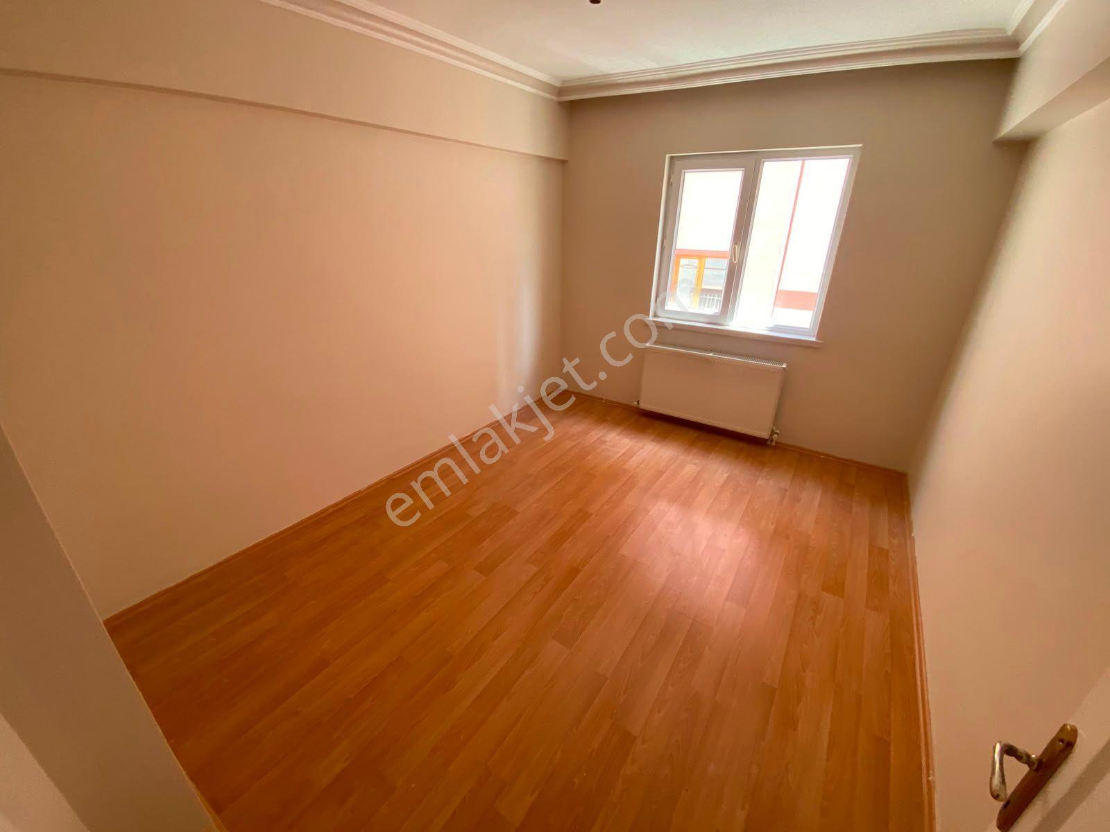 Es As Emlaktan Selçuklu Mh Katta Bağımsız Masrafsız Kiralık 3+1 Daire - Görsel 14