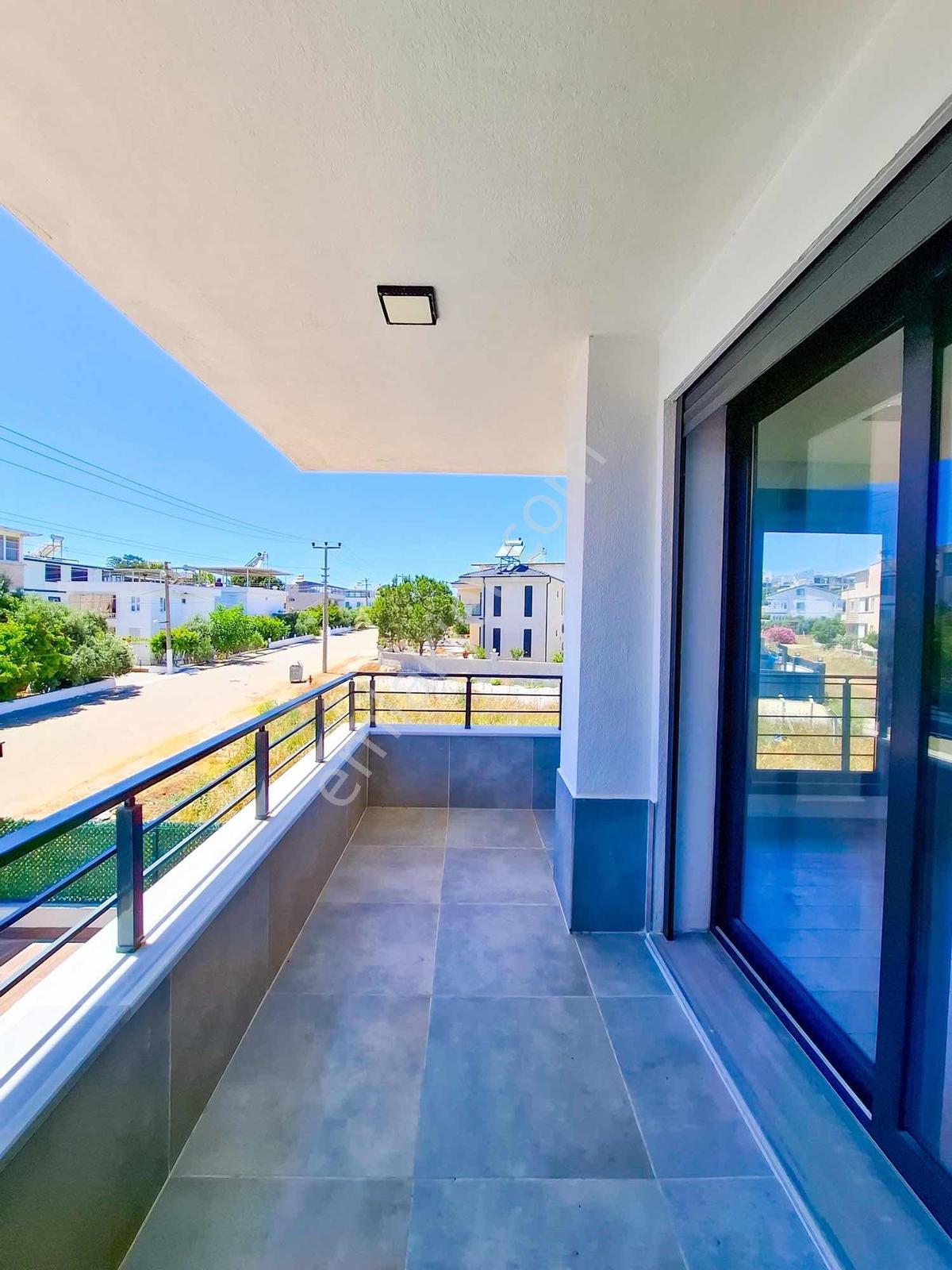 Didim Mavişehirde Denize 500 Metre Tam Müstakil Havuzlu Villa - Görsel 9