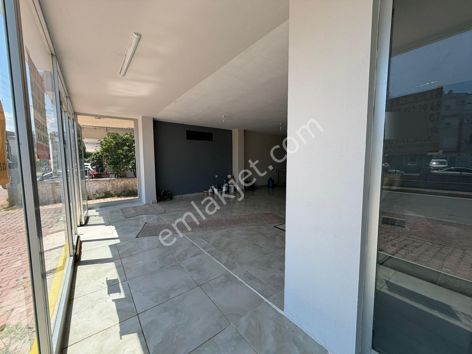 07 Başer'den Kanal Boyunda Kiralık Depolu Dükkan - Görsel 13