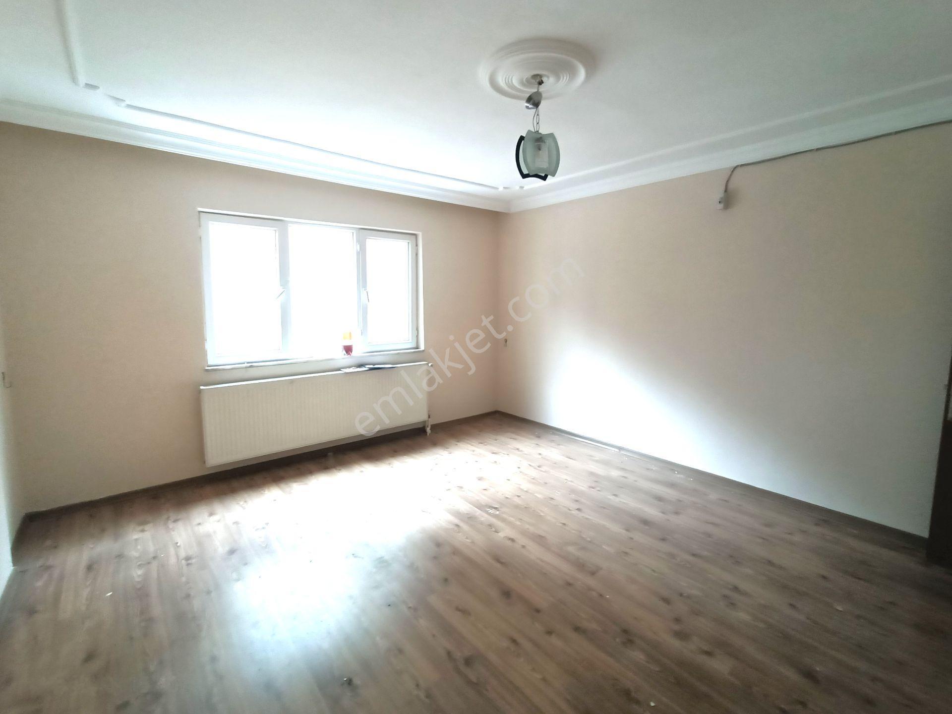 Okullara Ve Pazara Komşu, Masrafsız, Ferah 2+1 Kiralık - Görsel 5