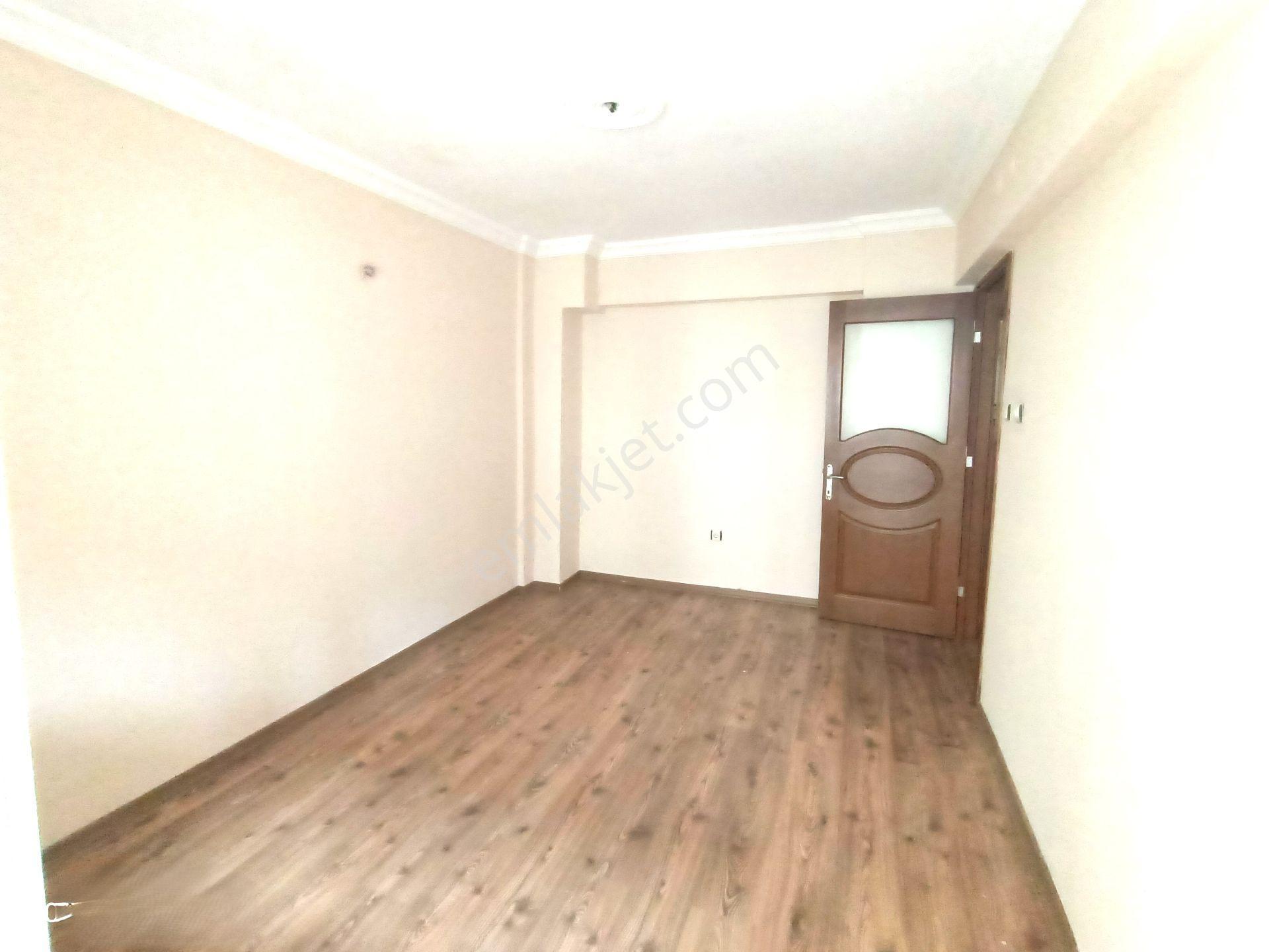 Okullara Ve Pazara Komşu, Masrafsız, Ferah 2+1 Kiralık - Görsel 8