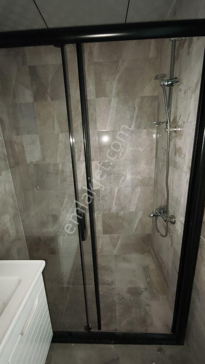 Truva Yağız'dan İlkadım Liman Mh Ebeveyn Banyolu Sıfır 3+1 Daire - Görsel 4