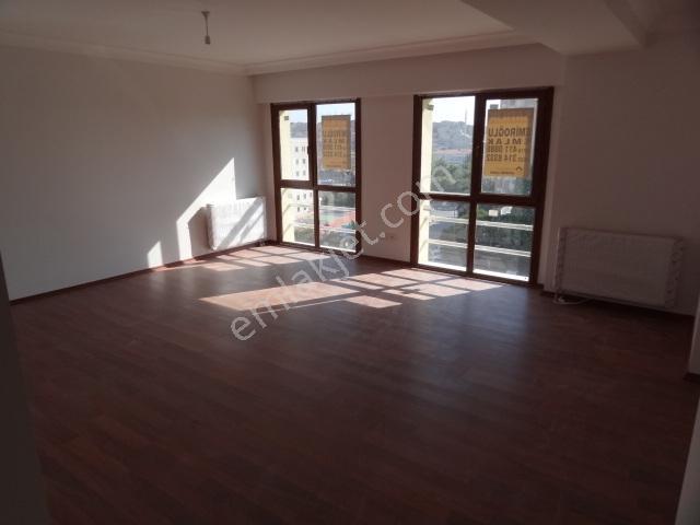Ünalan Metro-metrobüs Yakını Genç Apt.satılık Daire 3+1,120m2. - Görsel 18