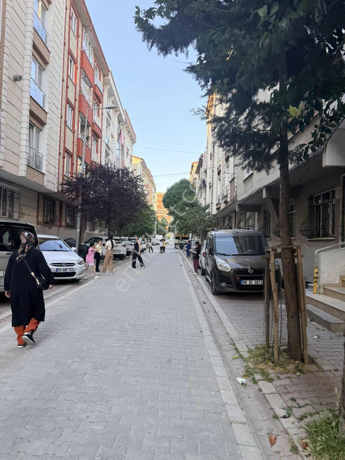 Son Rakam Son Hafta Örnek Mahallesinde Kullanışlı 3+1 Bahçeli