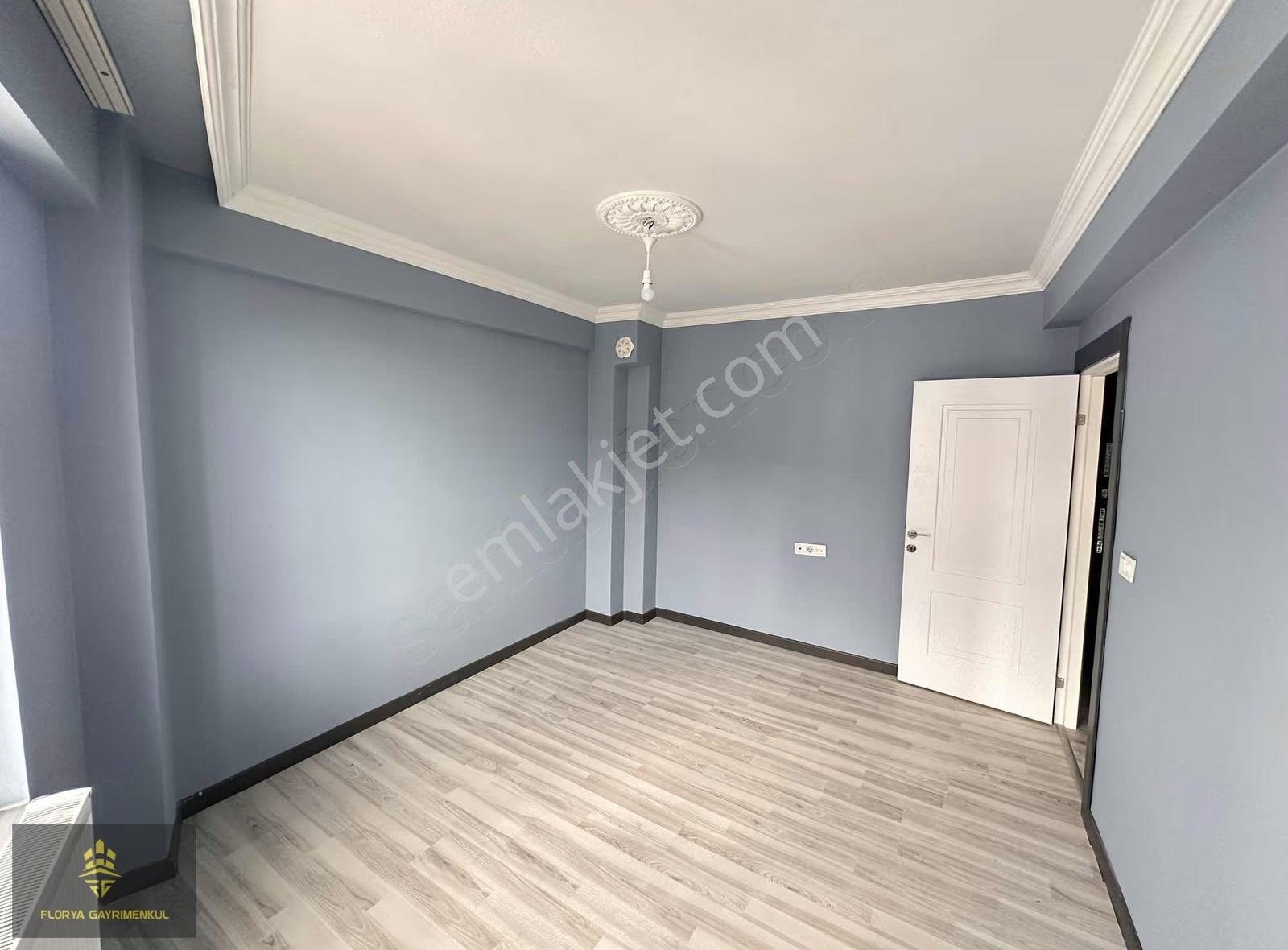 Esenli Cadde Yakını Asansörlü Geniş Sıfır 2+1 Kiralık Daire - Görsel 11