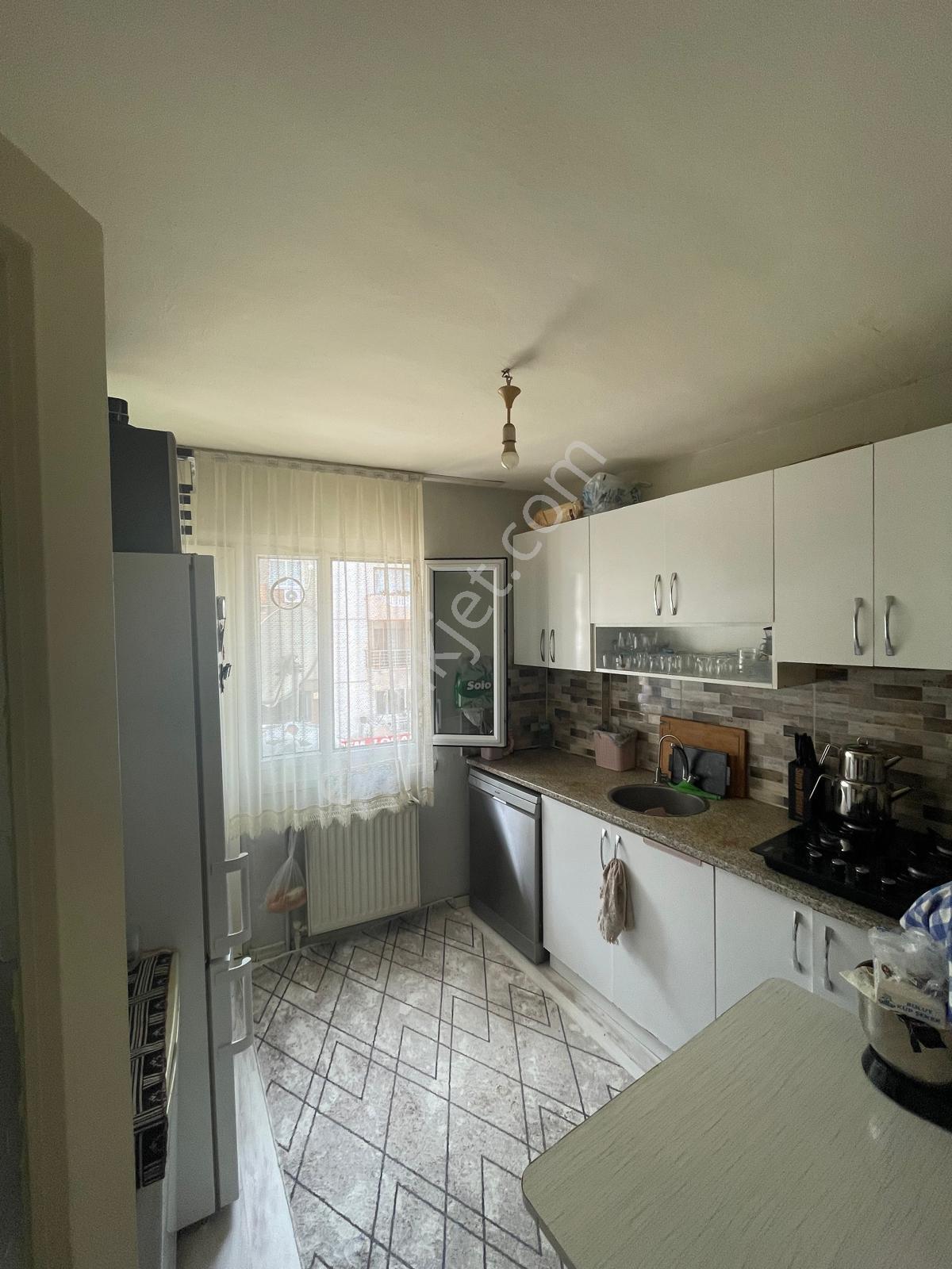 İzmir Caddesi Üzerinde Asansörlü 2+1 Kaçırılmayacak Fırsat Daire - Görsel 17