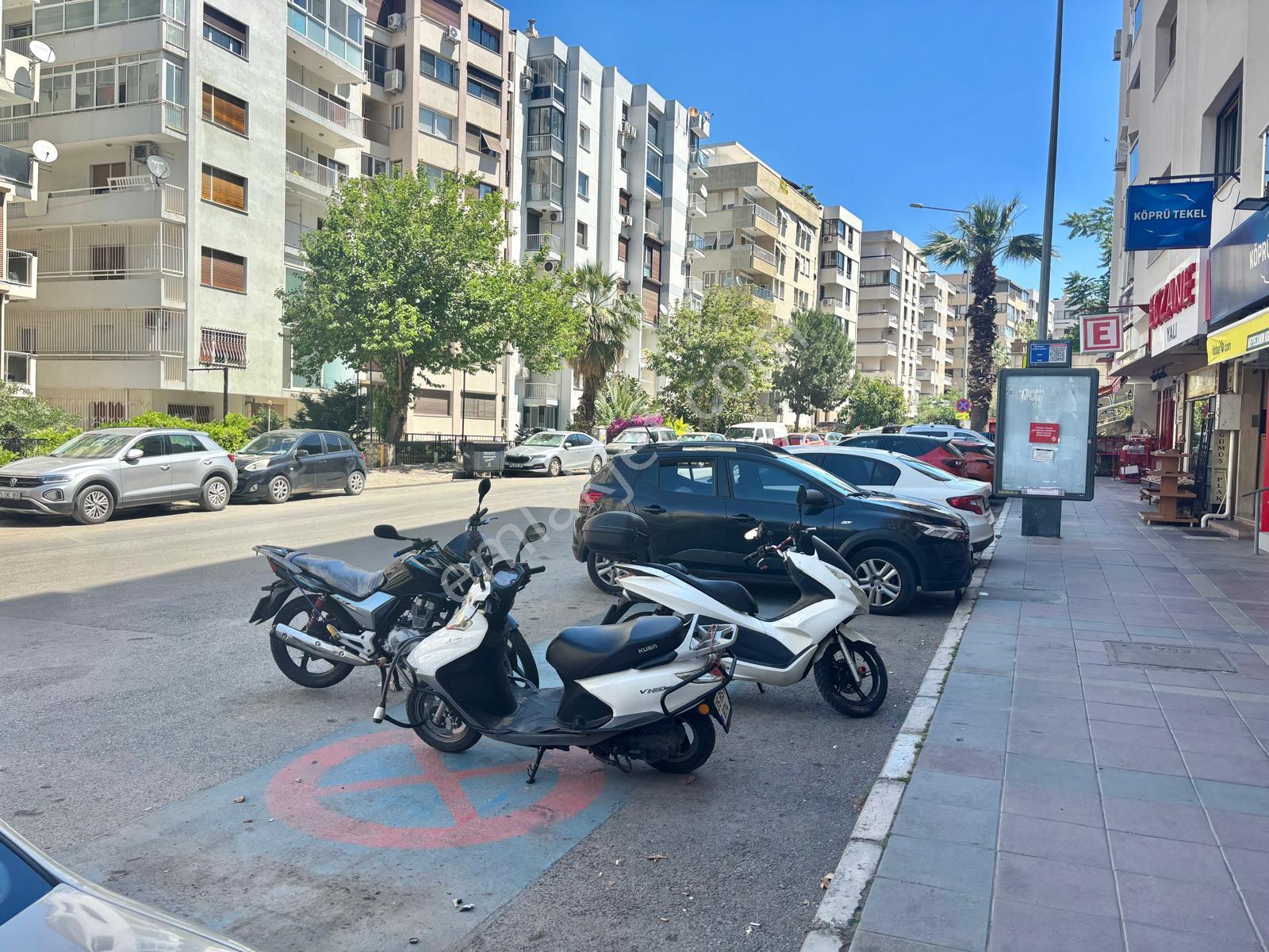 Mithatpaşa Köprü Cadde Cepheli Giriş Kat Arka Cephe Daire - Görsel 18