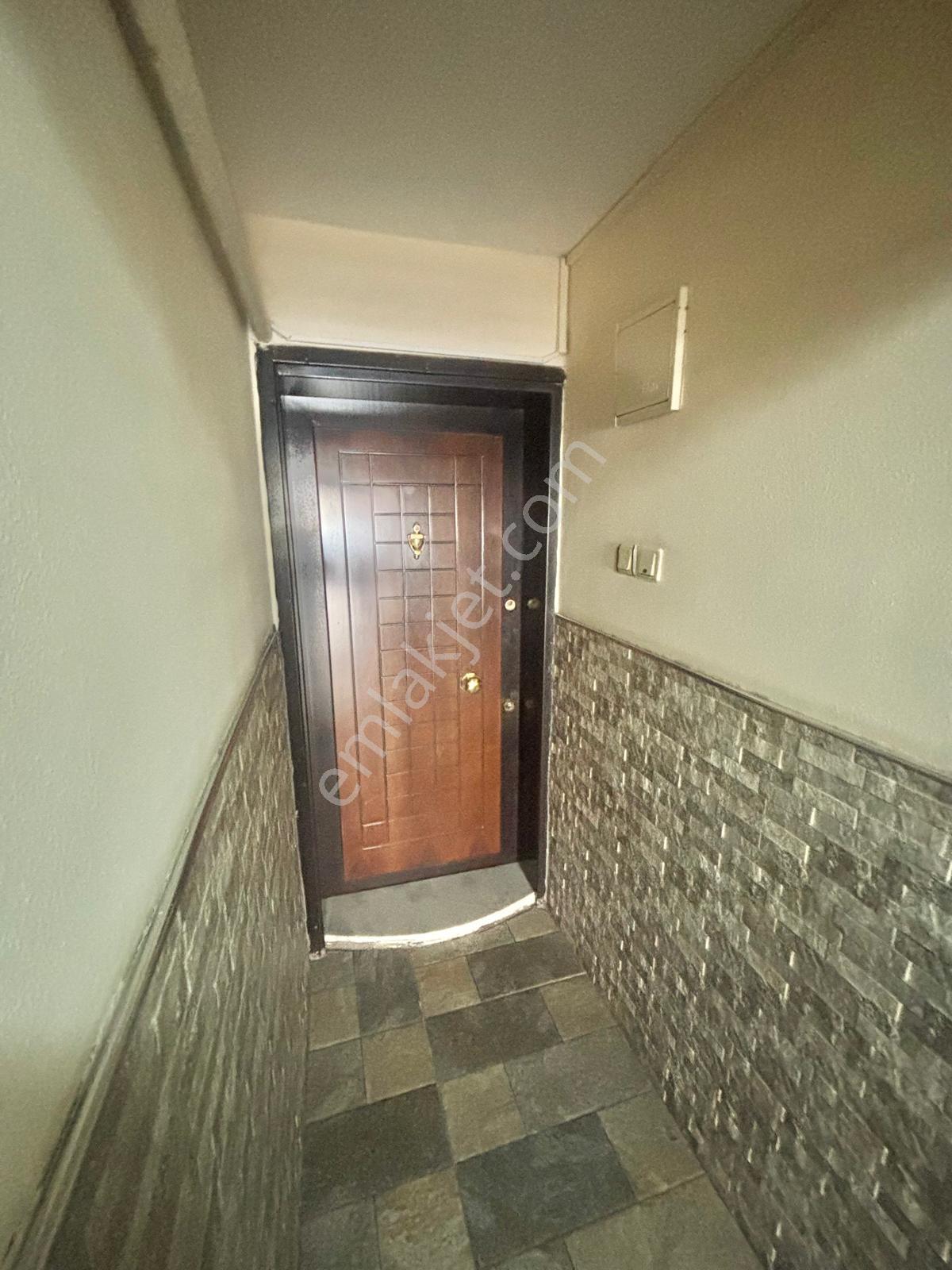 Mithatpaşa Köprü Cadde Cepheli Giriş Kat Arka Cephe Daire - Görsel 15