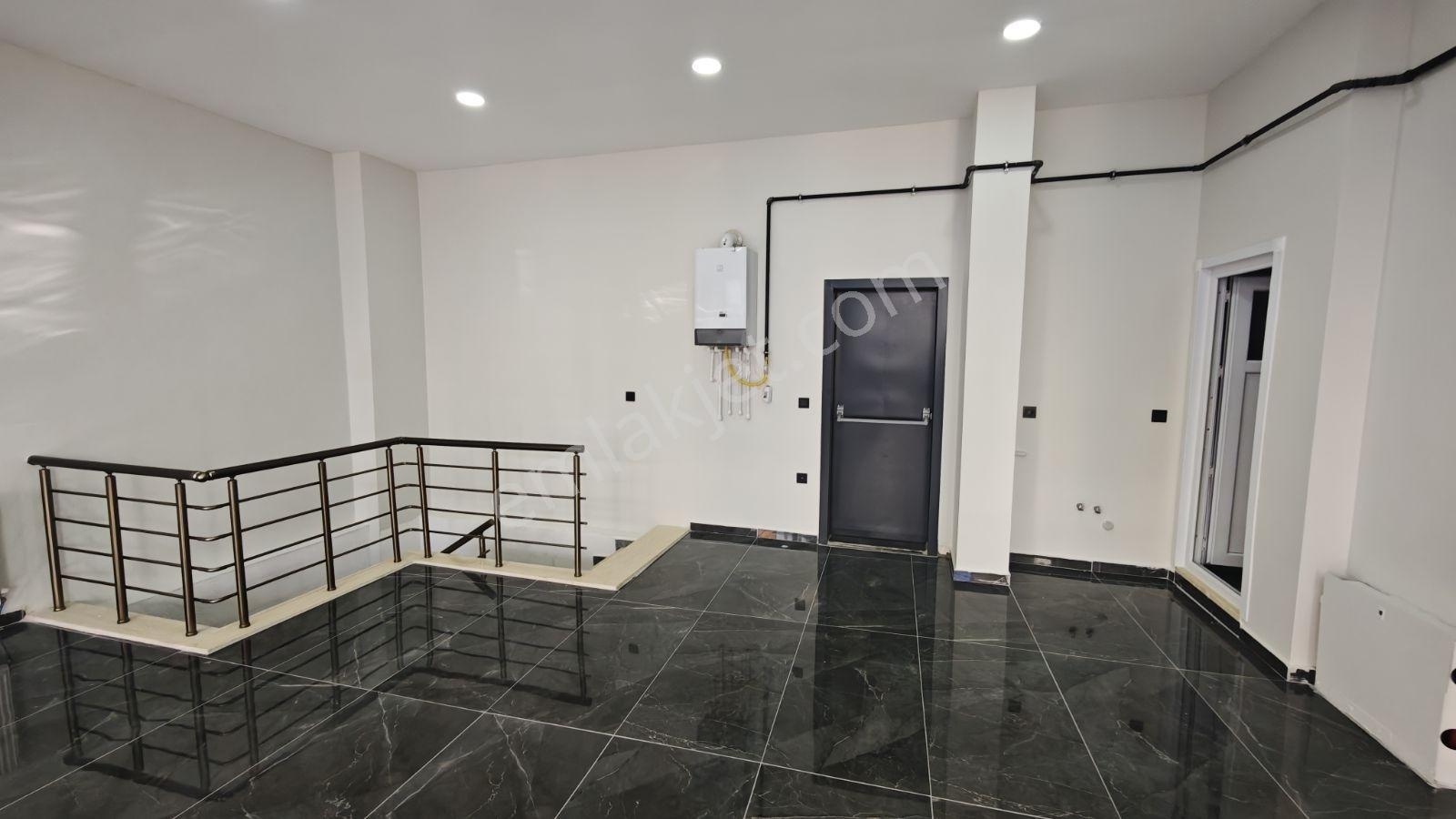 Sultanbeyli Adil Mahallesi'nde Geniş Vitrinli + Bodrumlu Kiralık - Görsel 34