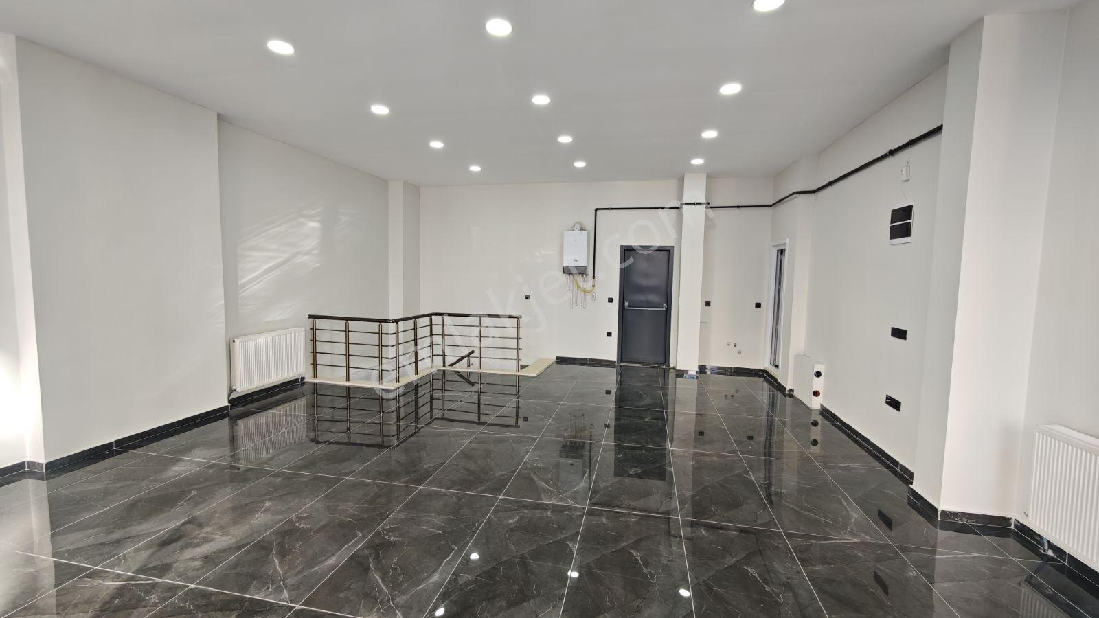 Sultanbeyli Adil Mahallesi'nde Geniş Vitrinli + Bodrumlu Kiralık - Görsel 24