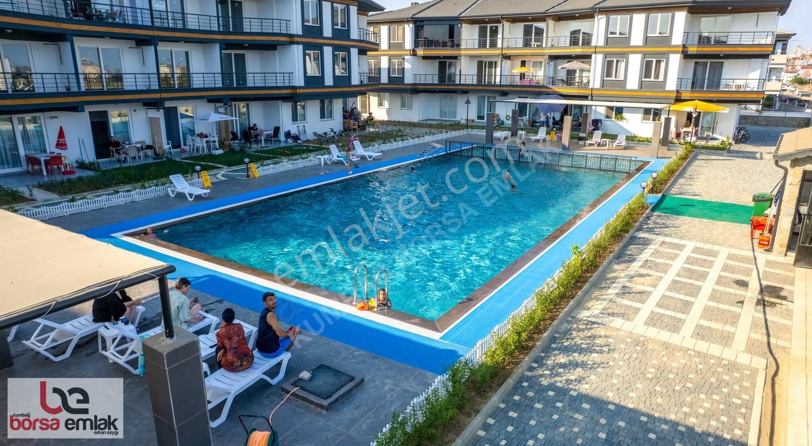 Kumbağ Havuzlu Sitede Eşyalı Kiralık Lüks 2+1 Daire