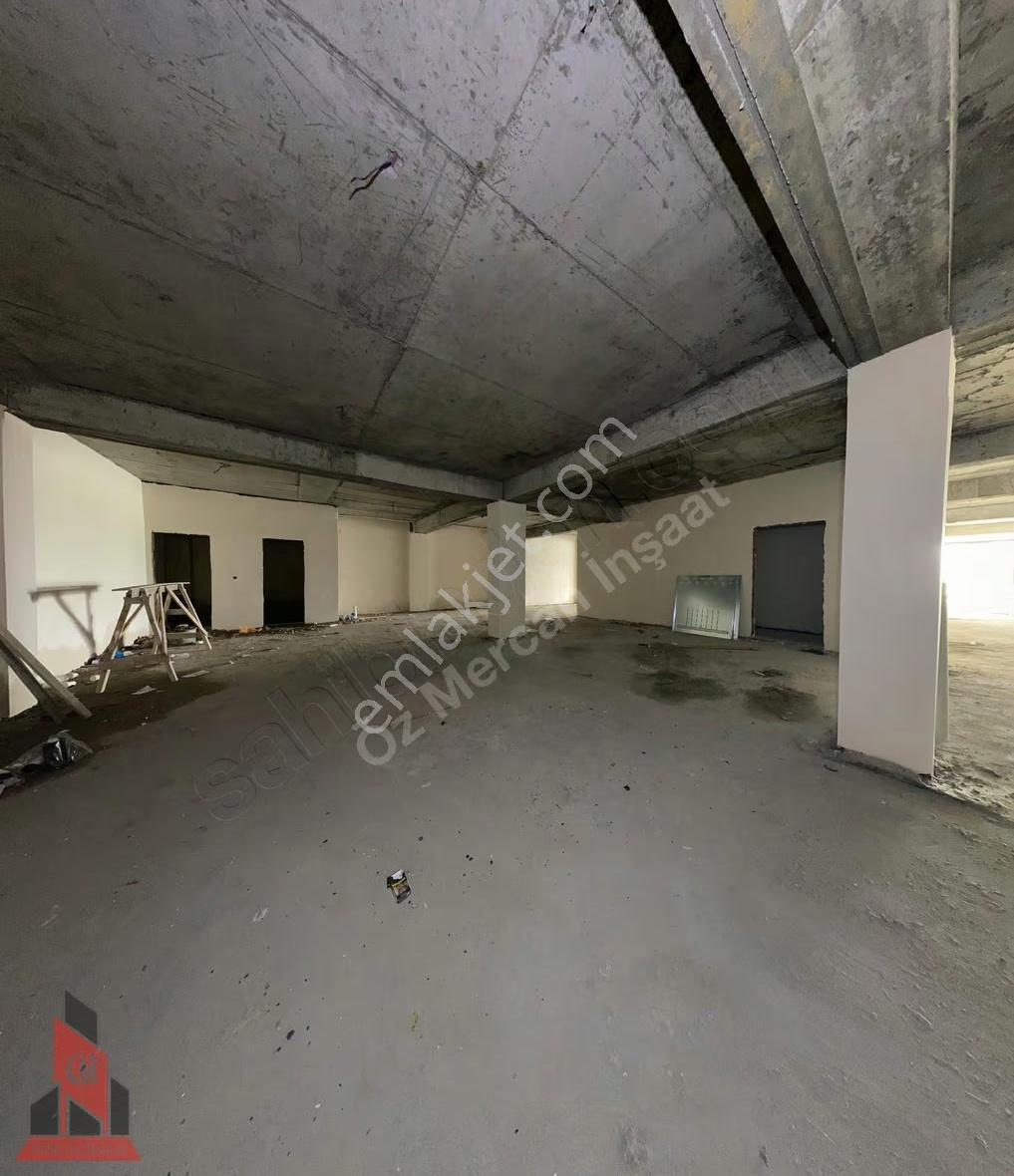 Taşoluk' Da Ziya Gökalp Caddesinde Önü Açık Kiralık Dükkan - Görsel 4