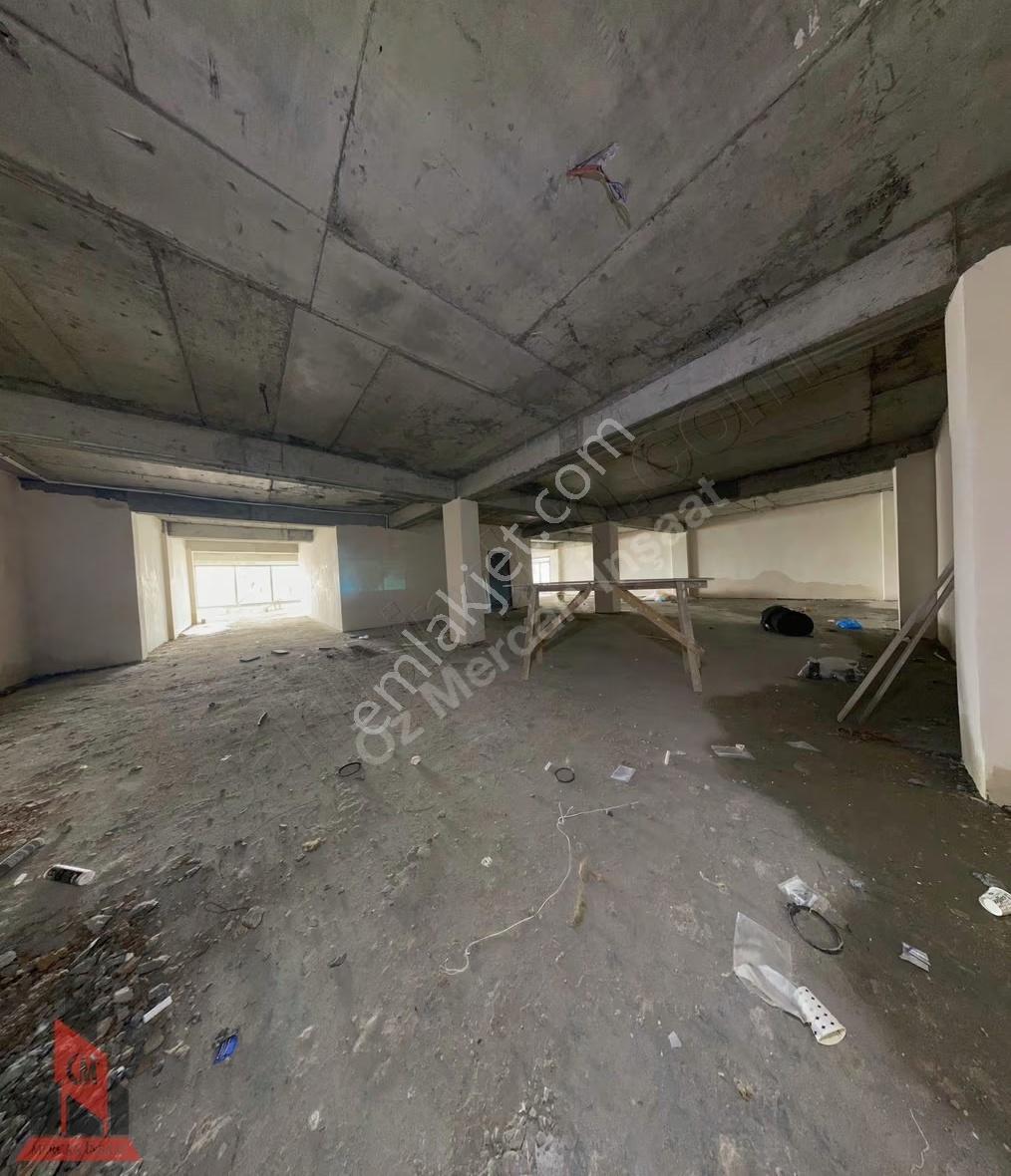 Taşoluk' Da Ziya Gökalp Caddesinde Önü Açık Kiralık Dükkan - Görsel 11
