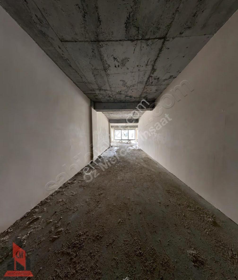 Taşoluk' Da Ziya Gökalp Caddesinde Önü Açık Kiralık Dükkan - Görsel 23